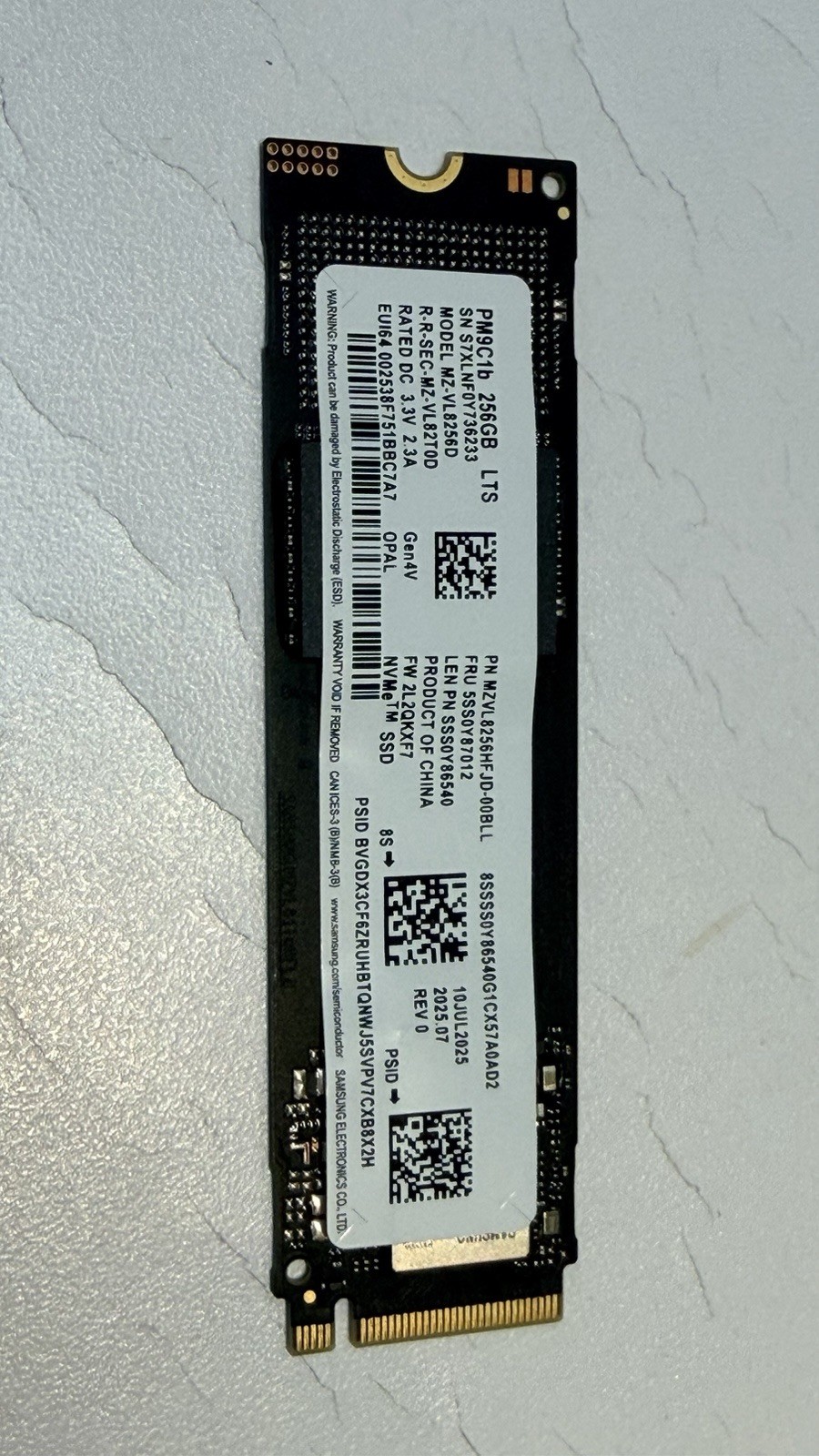 Samsung PM9C1b 256GB M.2 PCIe Gen4x4 Solid State Drive Dell MZ-9L8256E