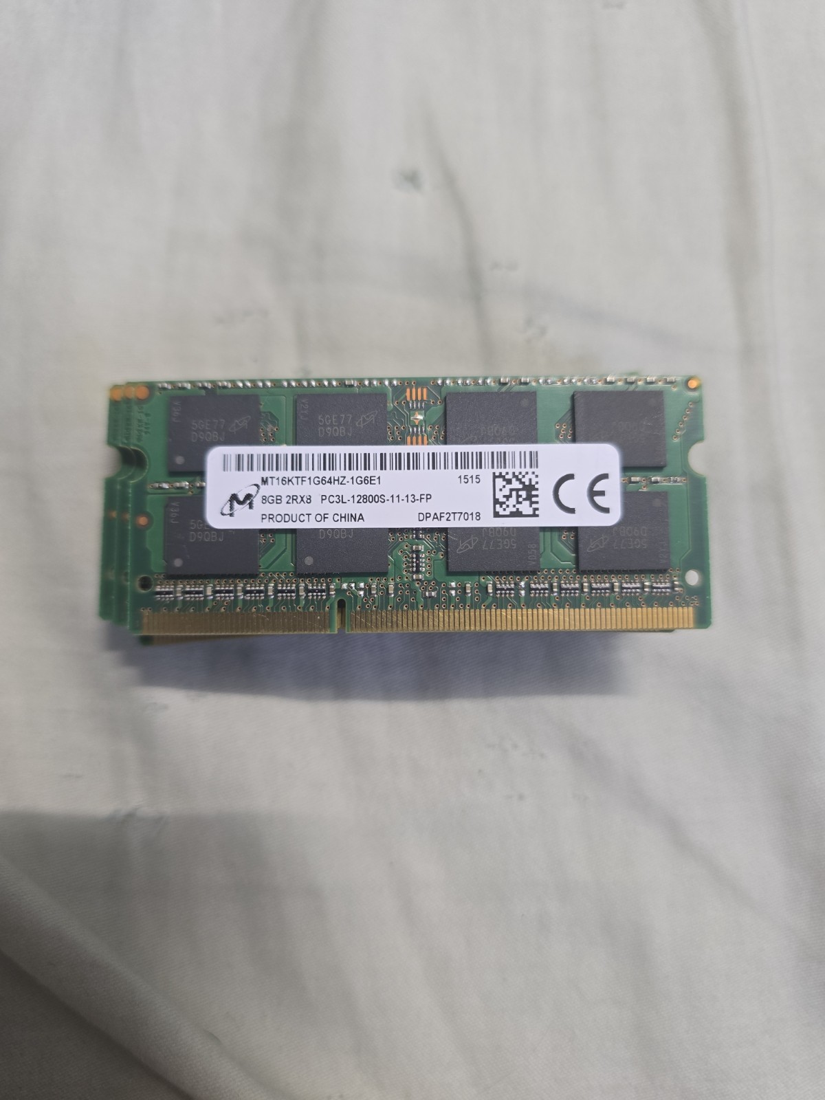 Micron 8GB 204Pin SO-DIMM DDR3LLaptop Memory Module (MT16KTF1G64HZ-1G6N1)