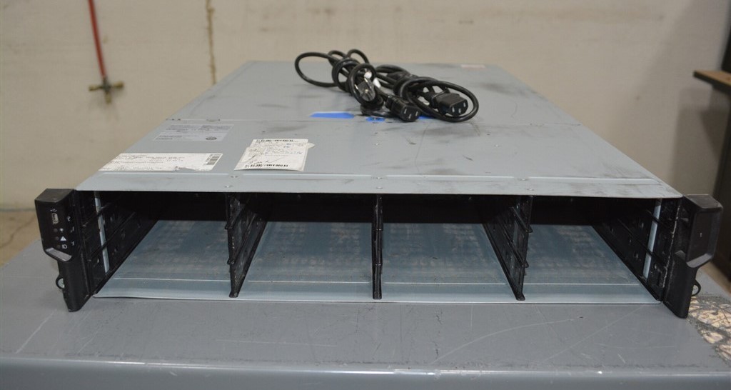 XYRATEX IBM HS-1235e 94789-02 Server INTEL XEON E5410 2.33GHz 8GB