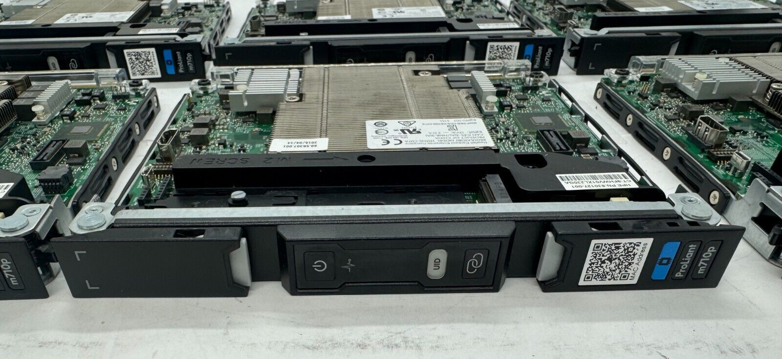 LOT OF 12 HP ProLiant m710p server cartridge Intel (NO SSD/NO RAM)