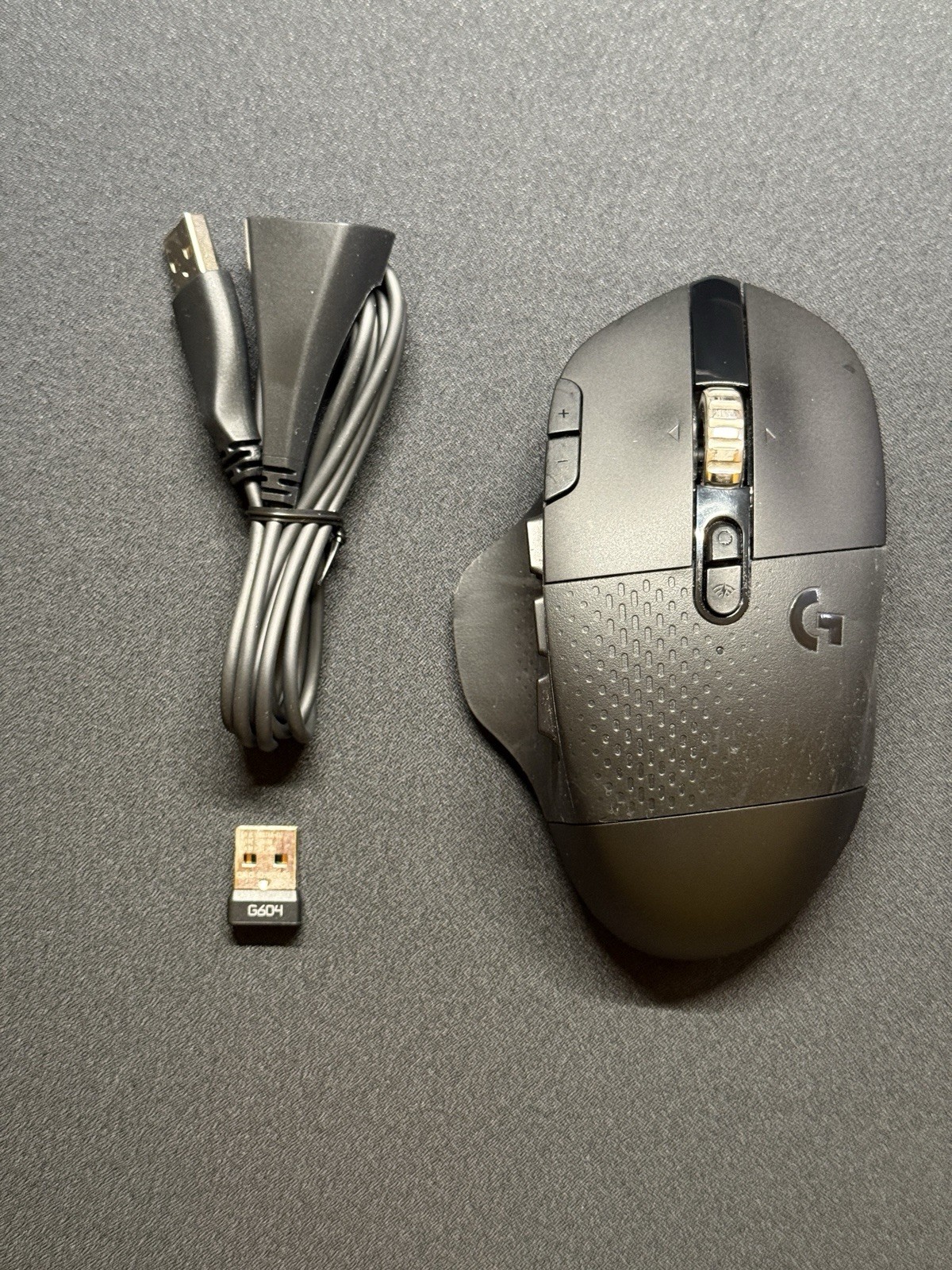 Logitech G604 LIGHTSPEED Bluetooth Gaming Mouse USB Receiver + Extender Cable