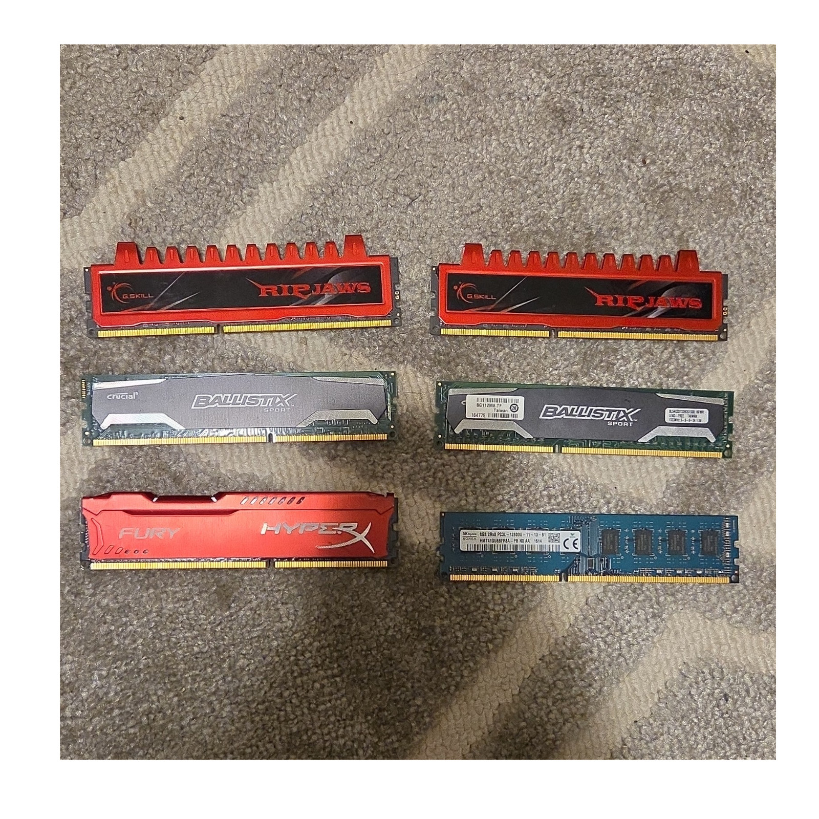 Mixed Brands DDR3 DIMM Desktop RAM Lot 24GB (6 Modules) 240-Pin PC3-12800 XMP