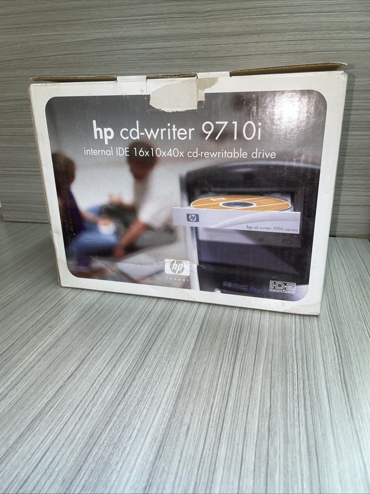 HP C9628A CD-Writer 9710i Series CD R/RW Internal IDE 16x10x40  