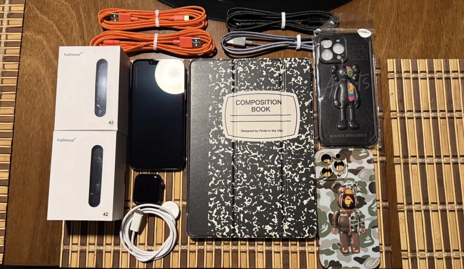 iPhone 13 Pro Max, Apple iPad 7th Gen, Apple Watch 7th Series 45mm . 
