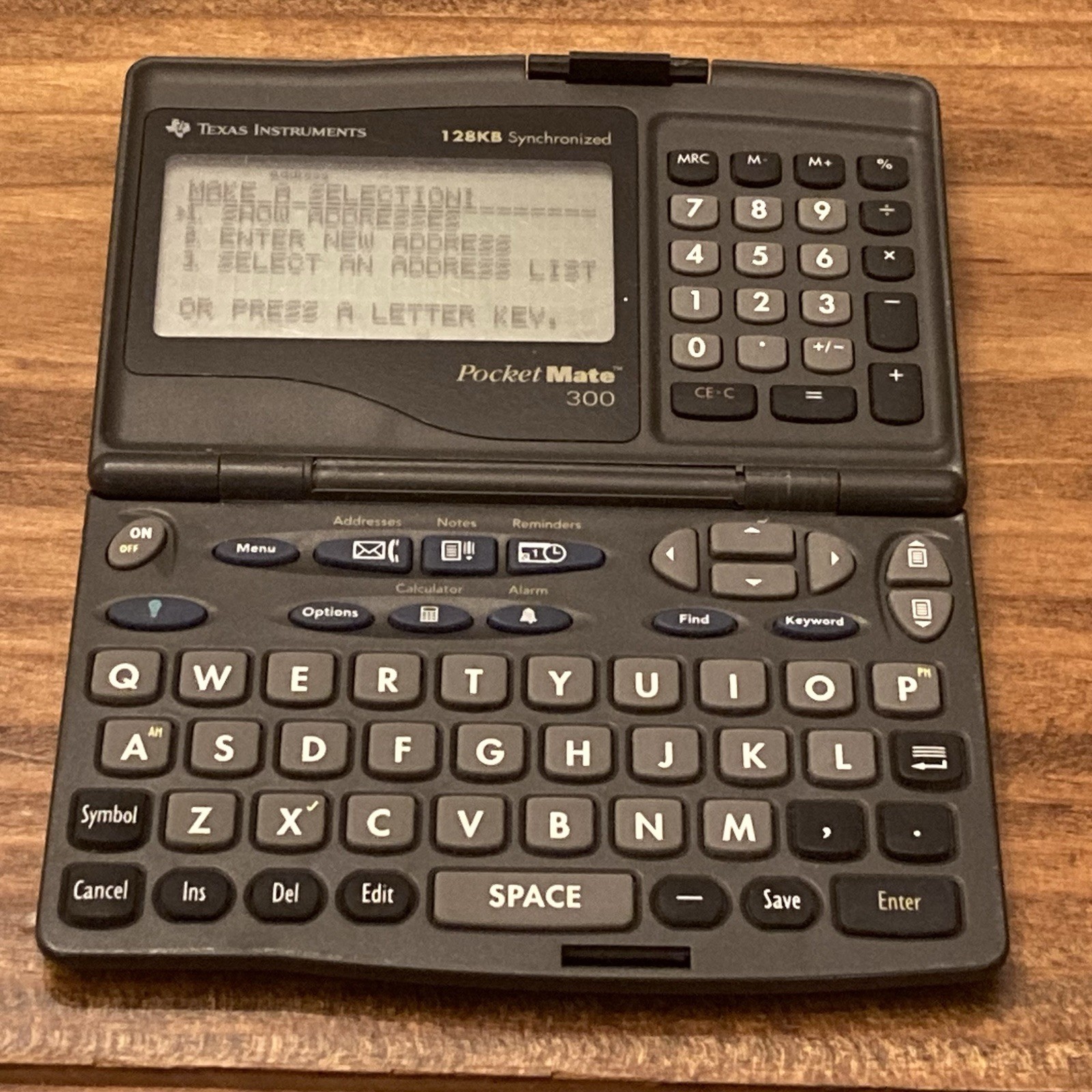 Texas Instruments Vintage Pocket Mate 300 Personal Organizer 128KB Synchronized