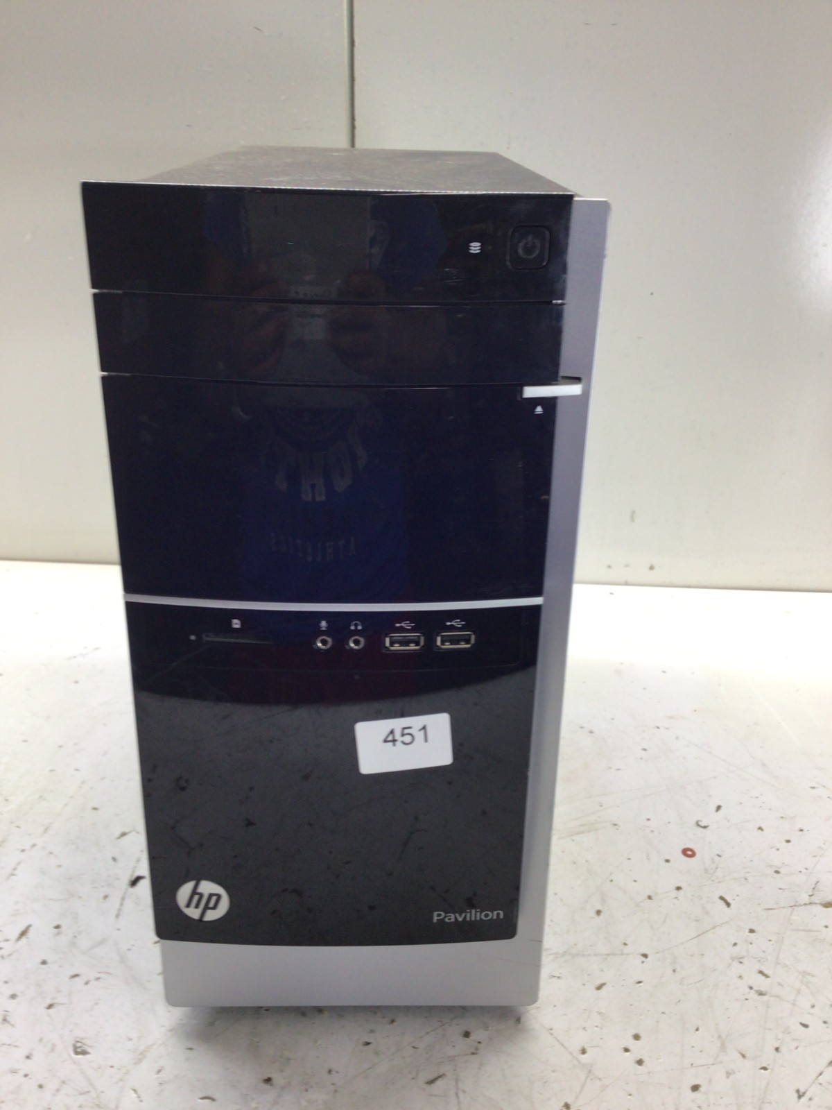HP Pavilion 500-424 AMD A8-6410 2GHz 8GB NO HDD