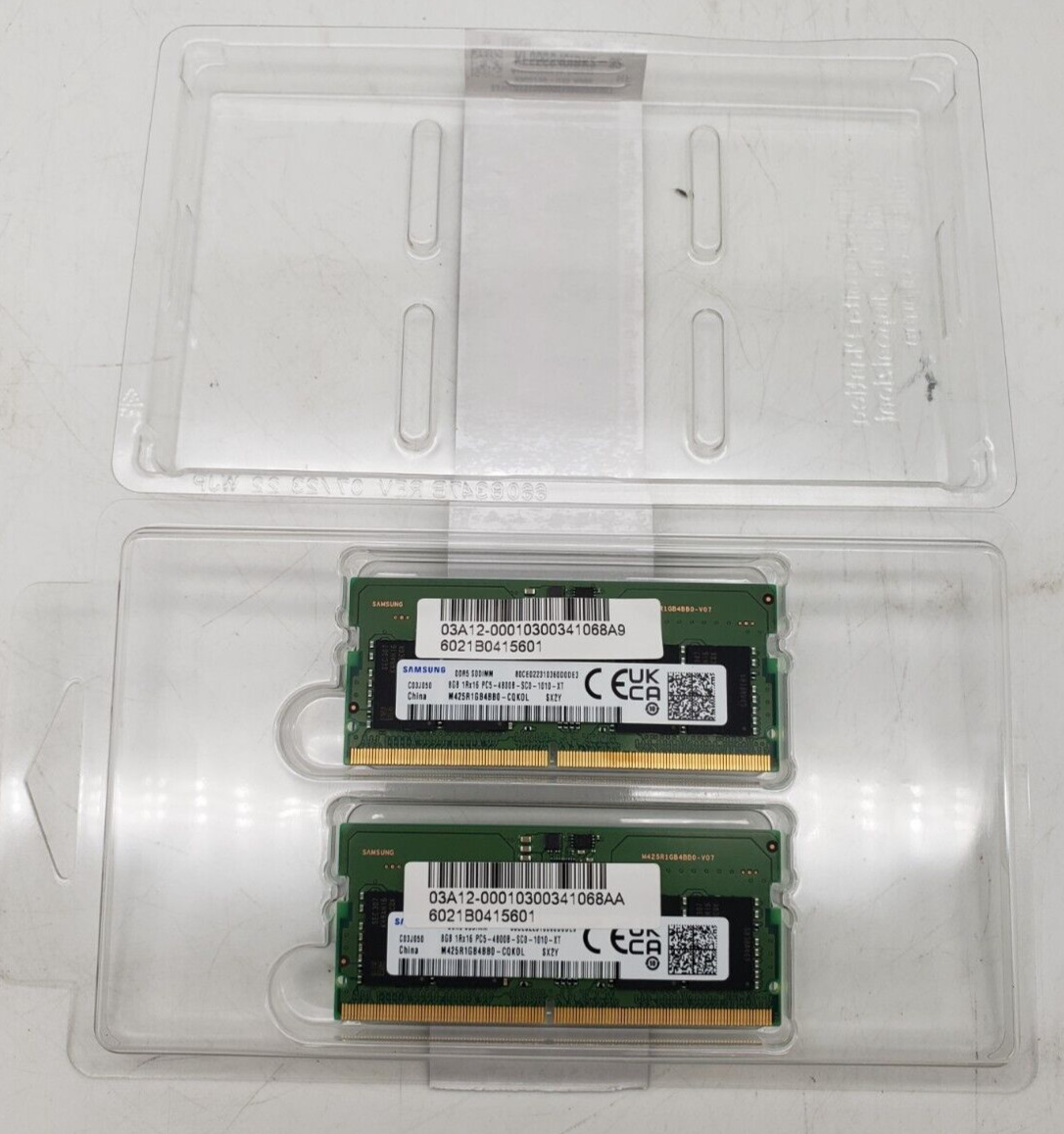 Samsung 16GB Kit (2x8GB) DDR5 4800MHz SO-DIMM 262-pin Memory Module for Laptop