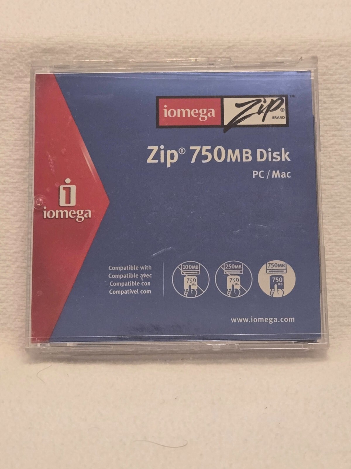 IOMEGA ZIP 750MB PC MAC Disk Only for 750 NOT for 250 and NOT for 100 Drive