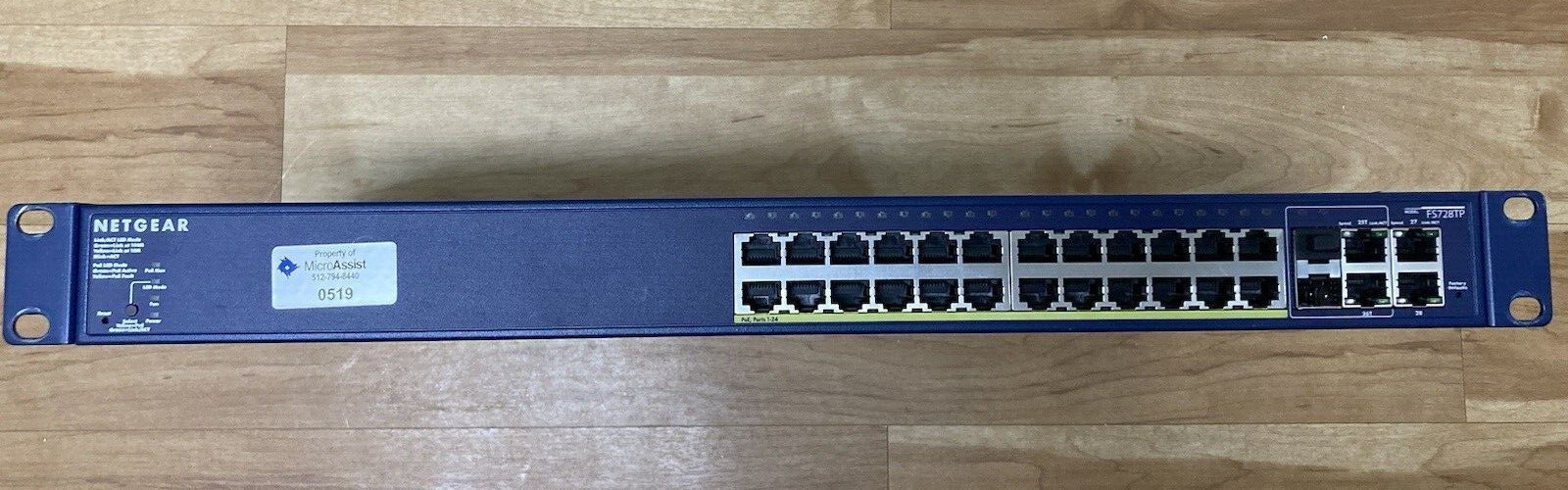 Netgear ProSafe 24+4 Smart Switch with POE- FS728TPv2