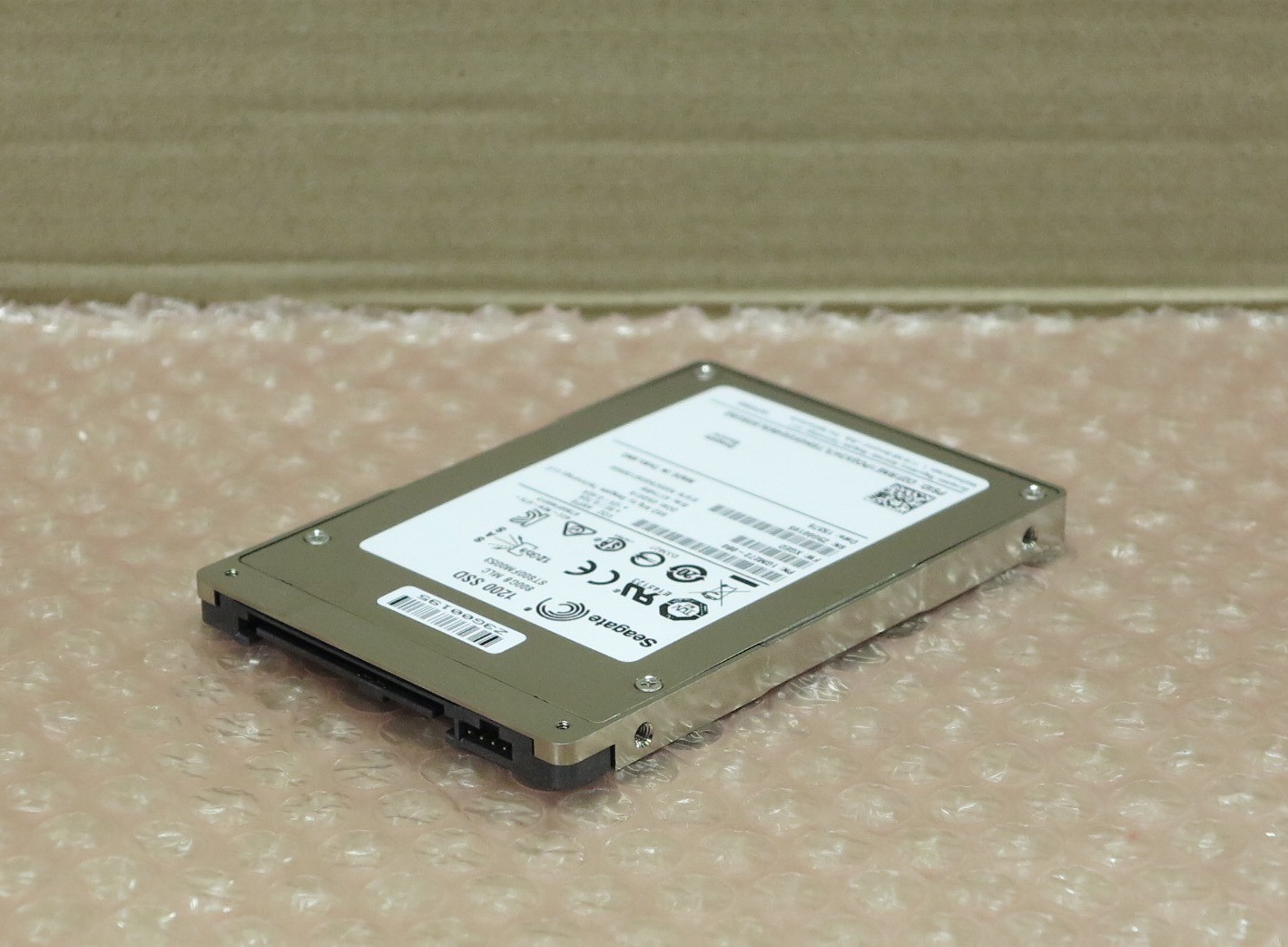 Seagate 800Gb 12Gbps 1200 MLC SSD Solid State SAS Drive ST800FM0053