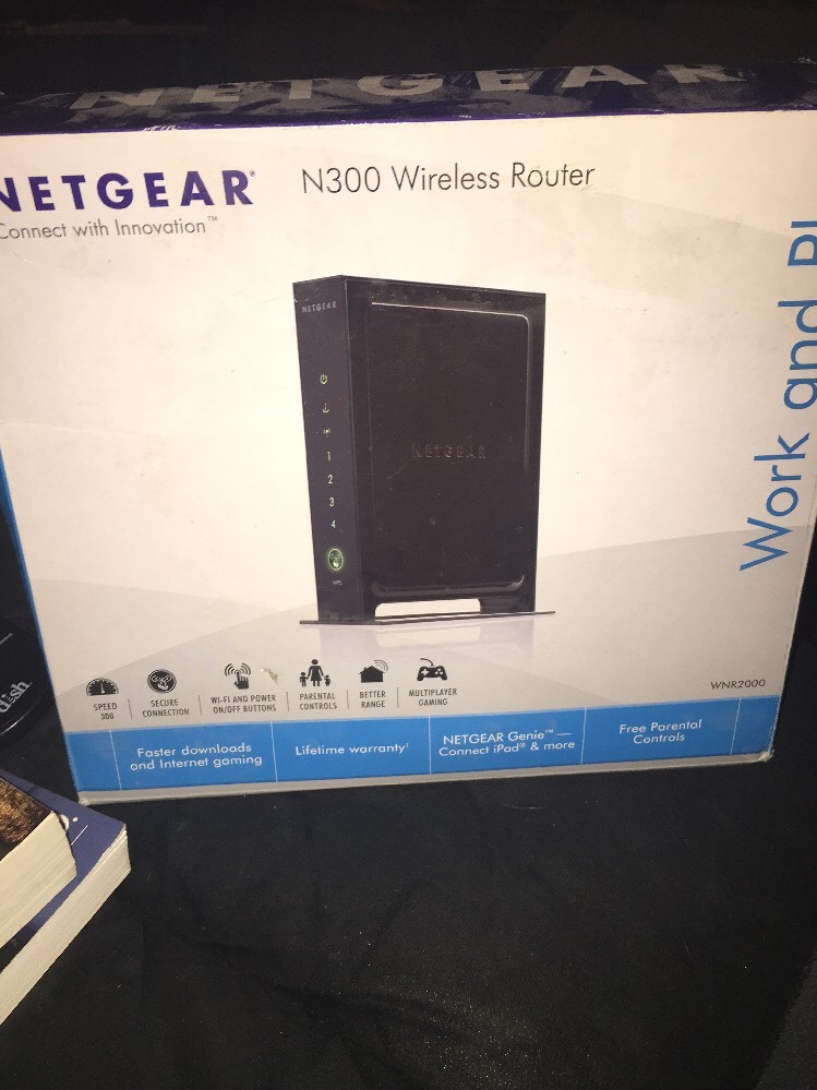 Netgear N300 300 Mbps 5-Port 10/100 Wireless N Router (WNR2000)New-SHIPS N 24 HR