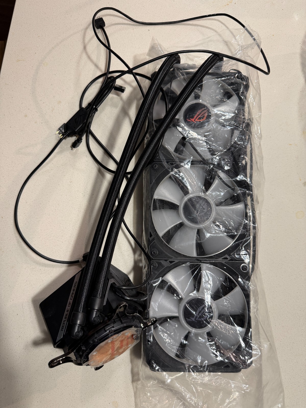 ASUS ROG Ryujin II 360 ARGB AIO CPU Liquid Cooler LCD LGA1700 Intel