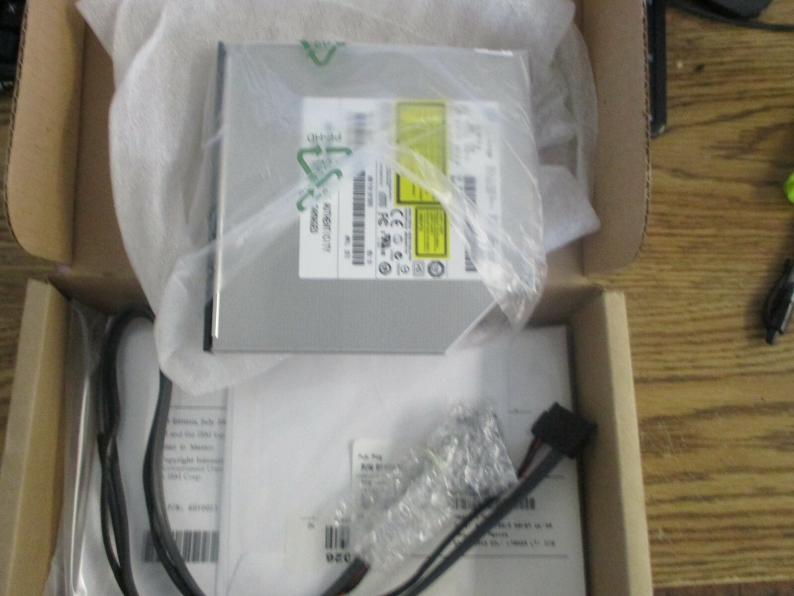 IBM Model: 46M0901 UltraSlim Enhanced SATA DVD-ROM. Unused Old Stock 