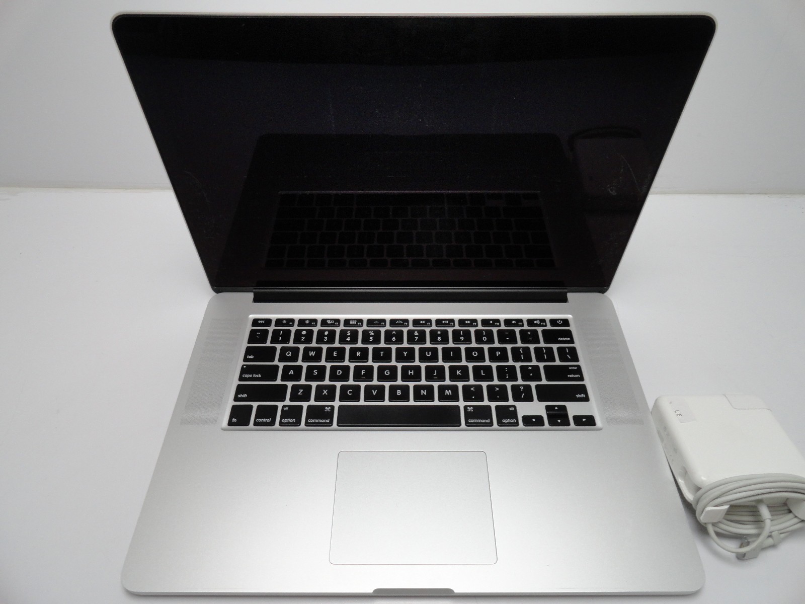MacBook Pro 11,3 Laptop | i7-4960HQ | 16 GB RAM | 251 GB SSD | 0 Cycles | READ