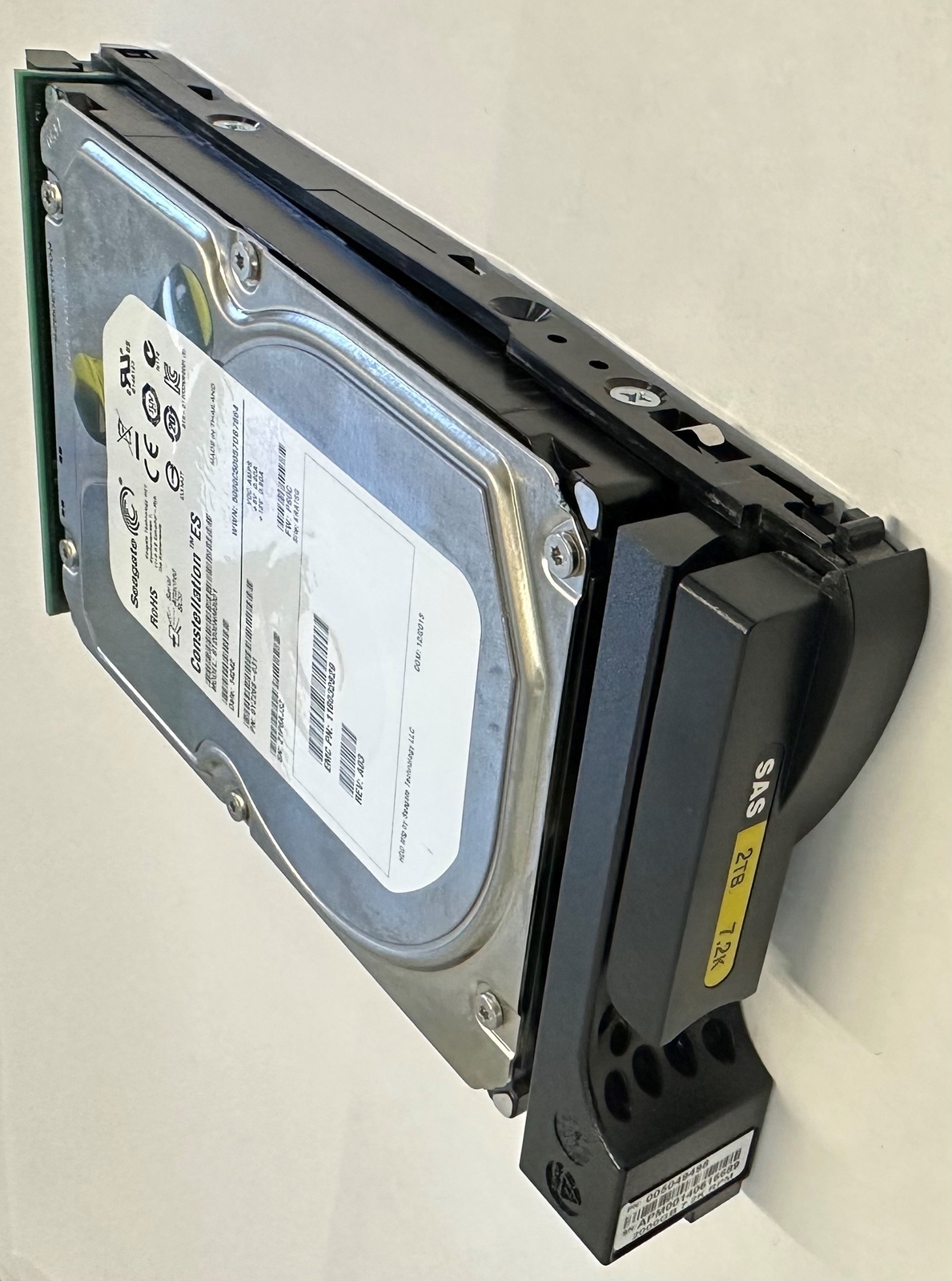 ST2000NM NEO2000 - EMC 2TB 7200 RPM SAS 3.5" HDD for VNXe3100, 3150