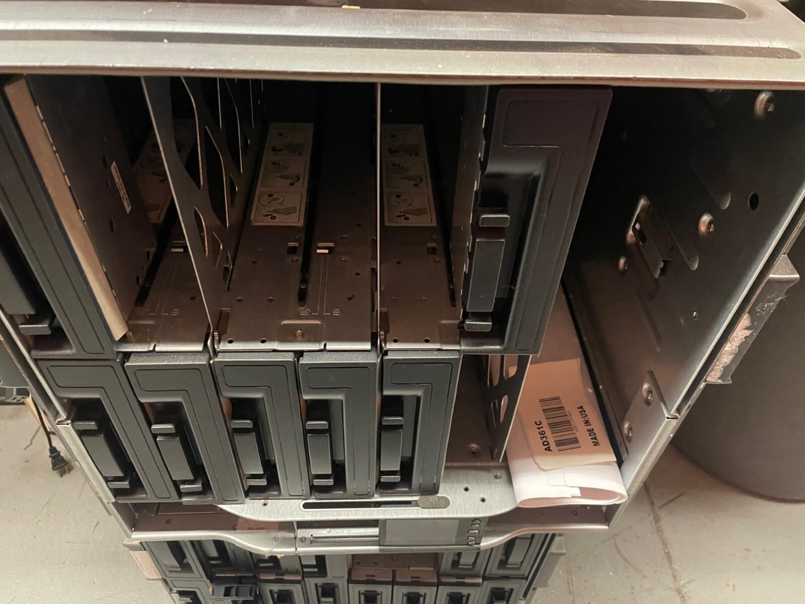 HP AD361C HPE INTEGRITY BLC7000 CTO ENCLOSURE. INCLUDES PS AND FANS