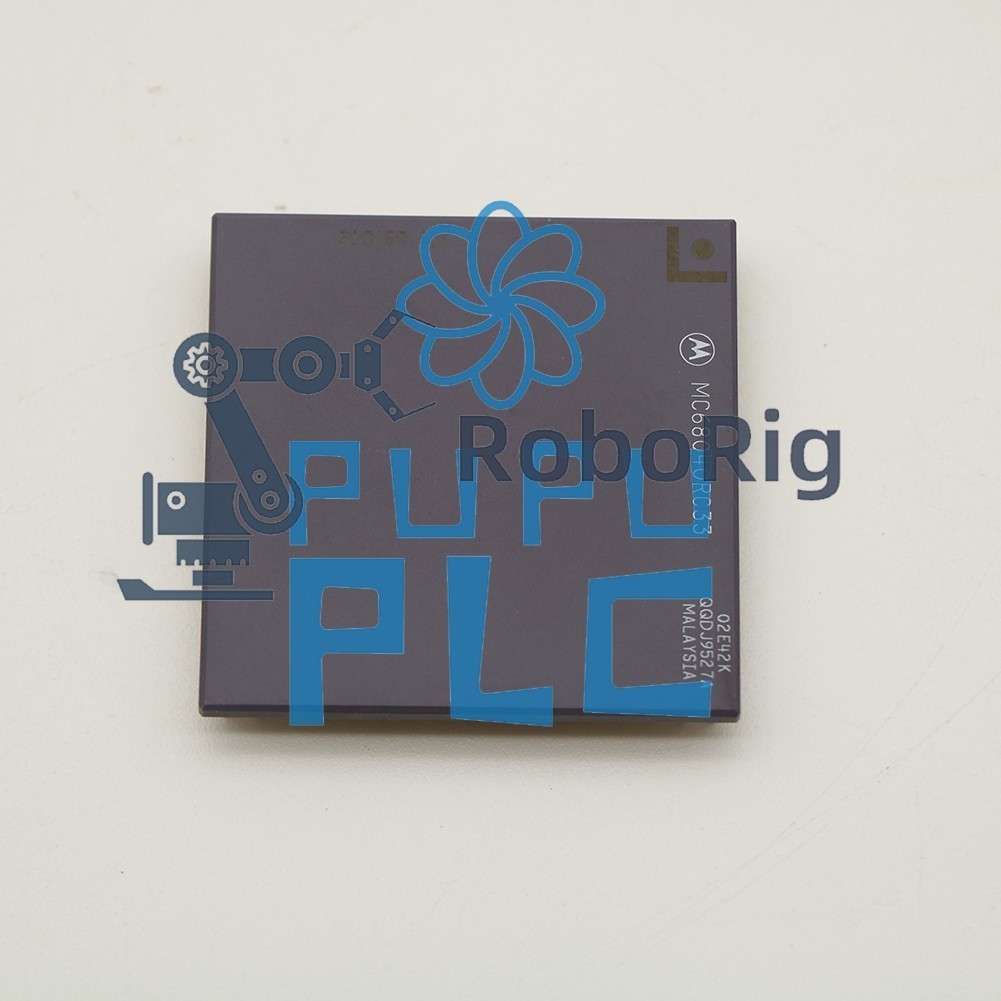 New MOTOROLA MC68040RC33 Microprocessor