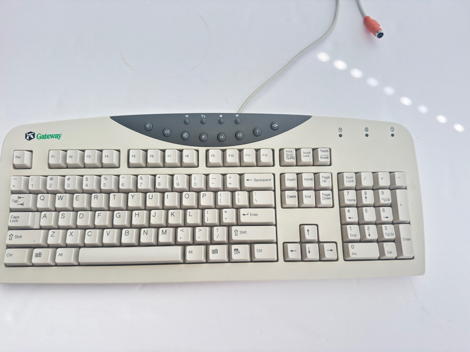 Vintage Gateway Model SK-9920 Desktop Computer Keyboard Untested