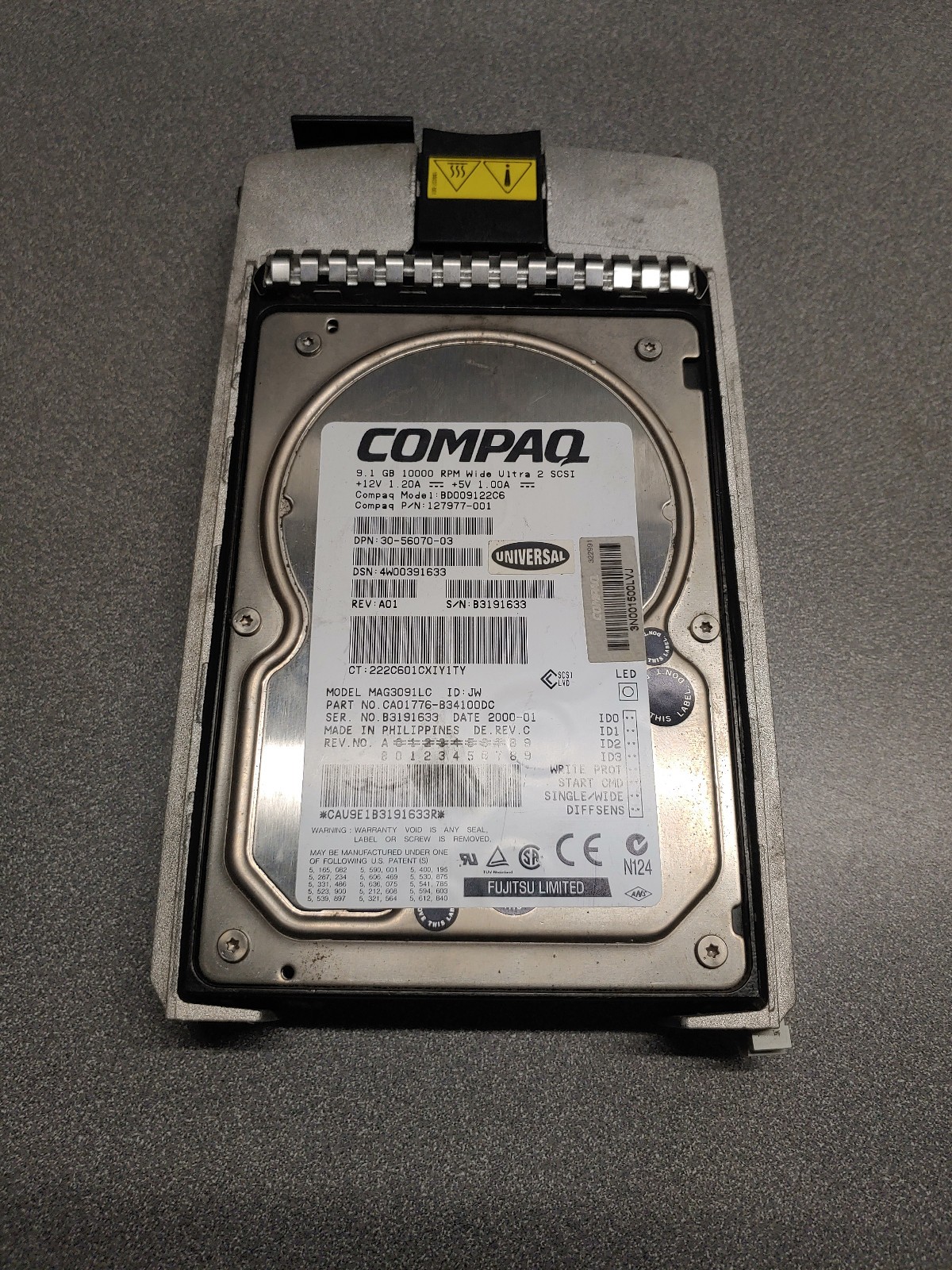 Compaq Fujitsu 127977-001 MAG3091LC CA01776-B34100DC 9.1GB Wide Ultra 2 SCSI HDD
