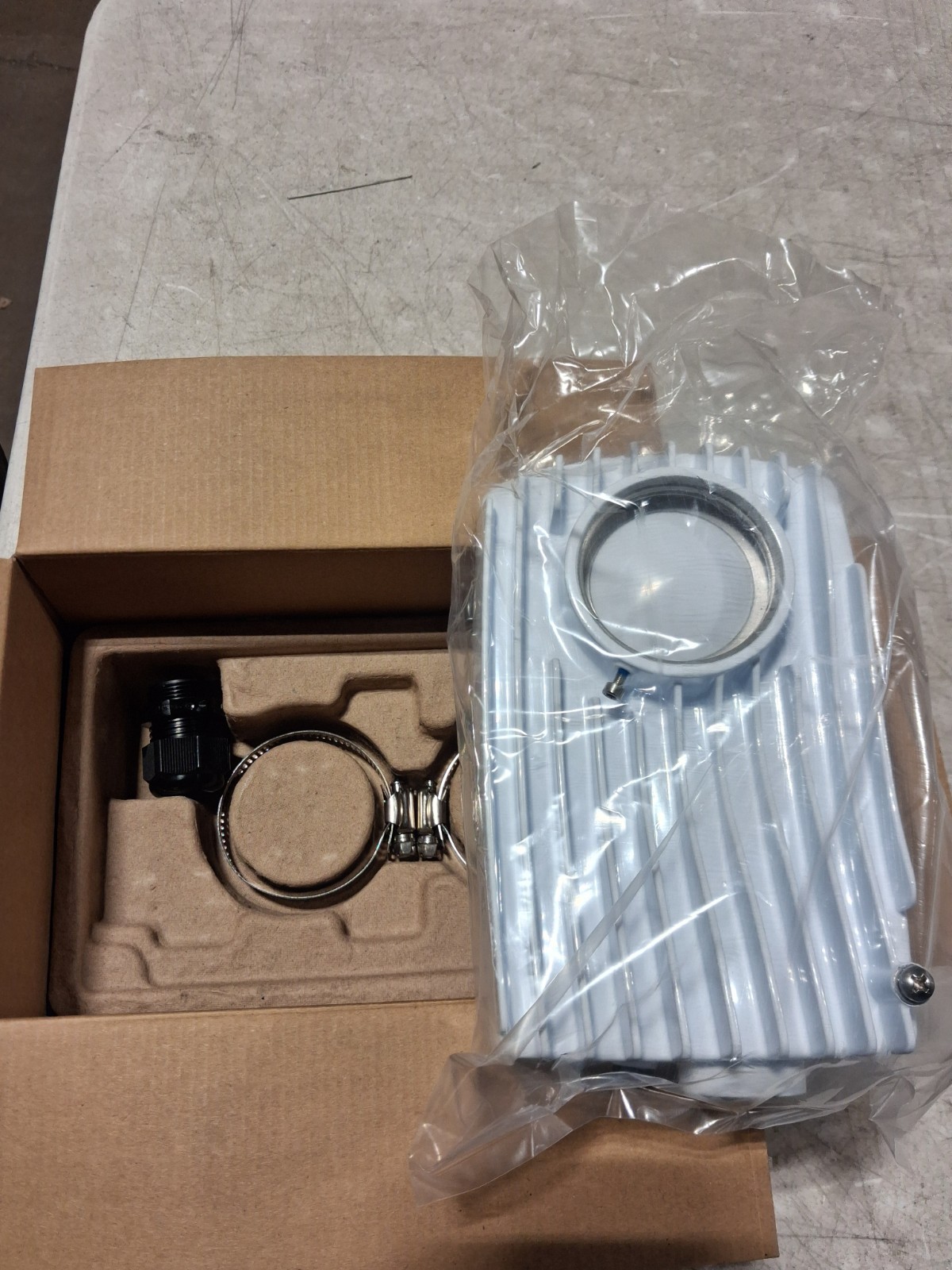 U89109 Mimosa C6x 5156425GHz 8dBi Modular Radio for PTMP    in box G1N
