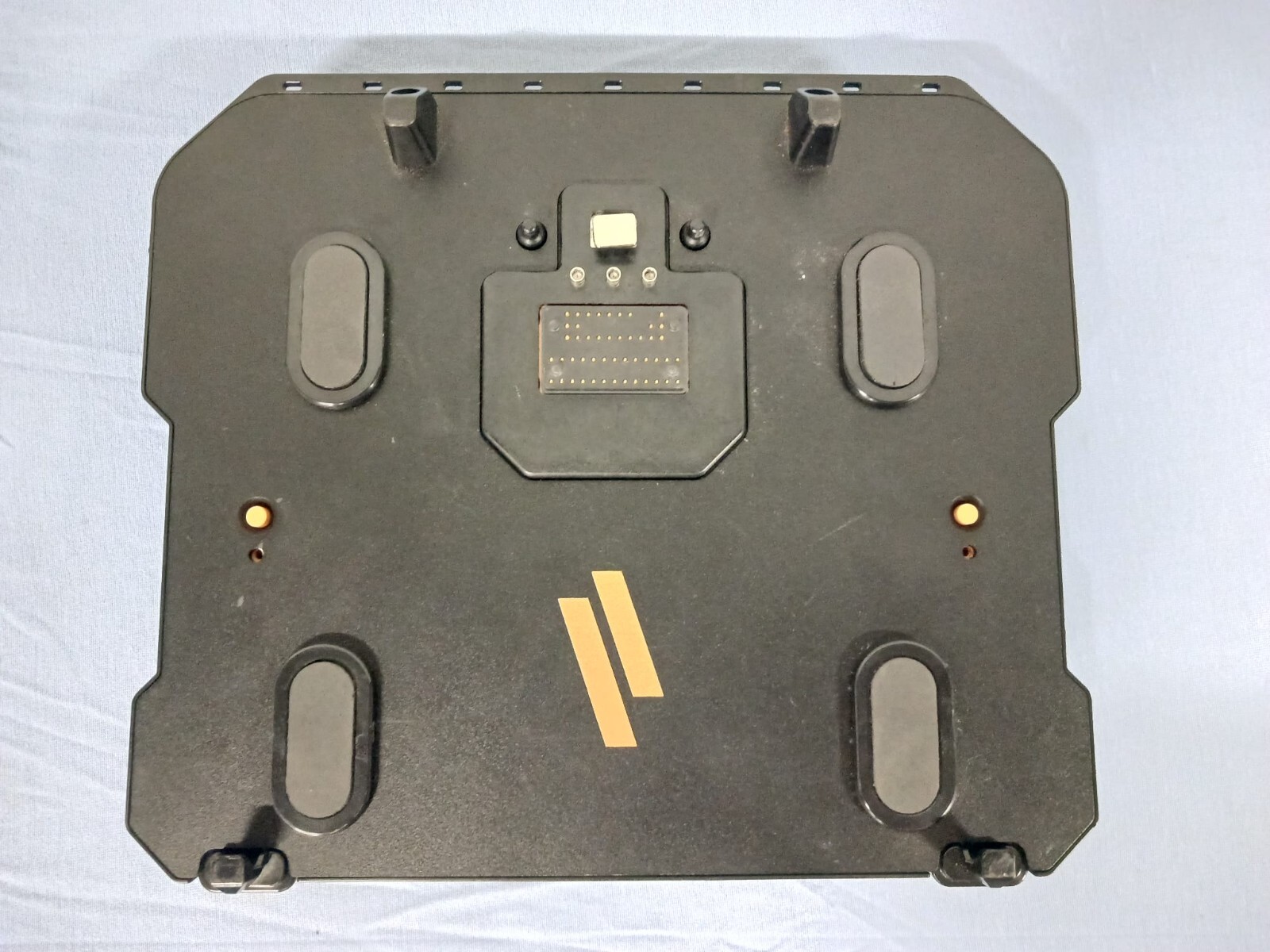 Havis Basic Triple High-Gain Antenna Docking Station P/N: DS-DELL-415-3