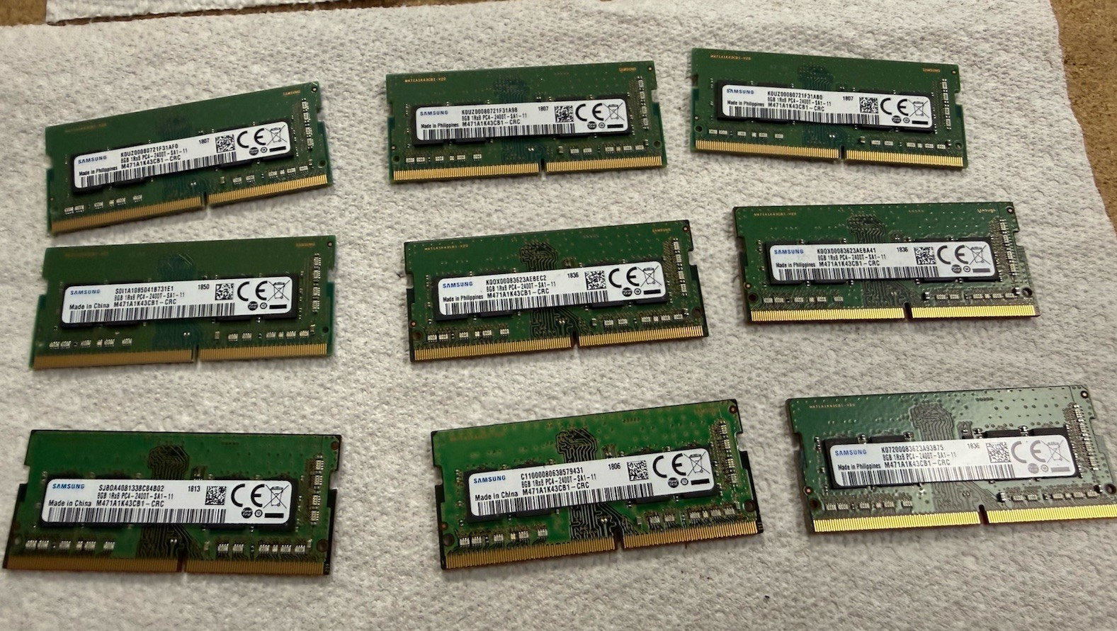 9X SAMSUNG 8GB 1RX8 PC4-2400T-SA1-11-M471A1K43CB1-CRC- MEMORY RAM
