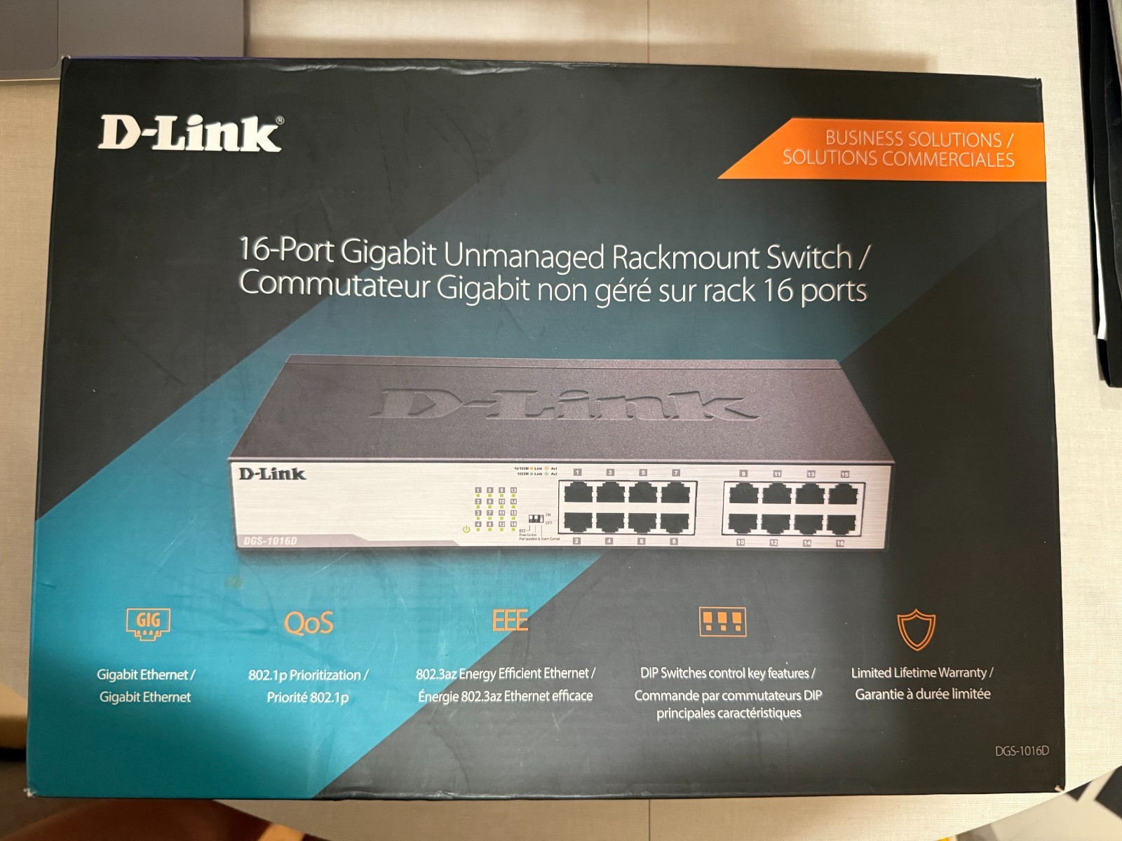 D-Link 16-Port Gigabit Unmanaged Rackmount Switch