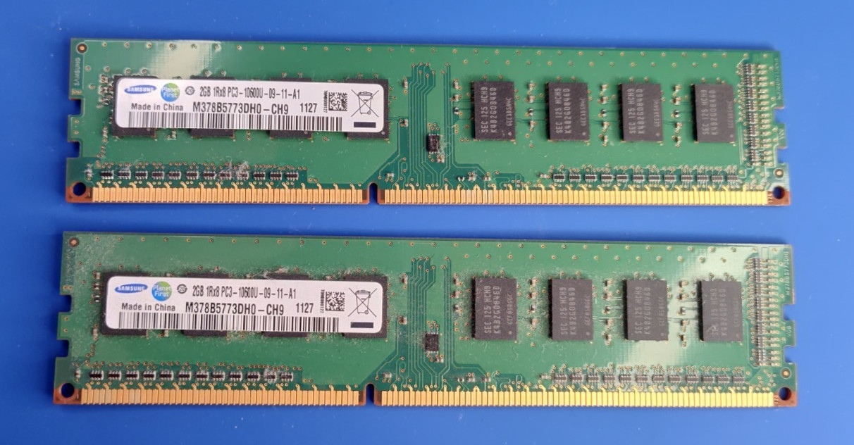 Samsung 4GB (2x2GB) 1Rx8 PC3-10600 DDR3-1333 Desktop RAM Memory M378B5773DH0-CH9