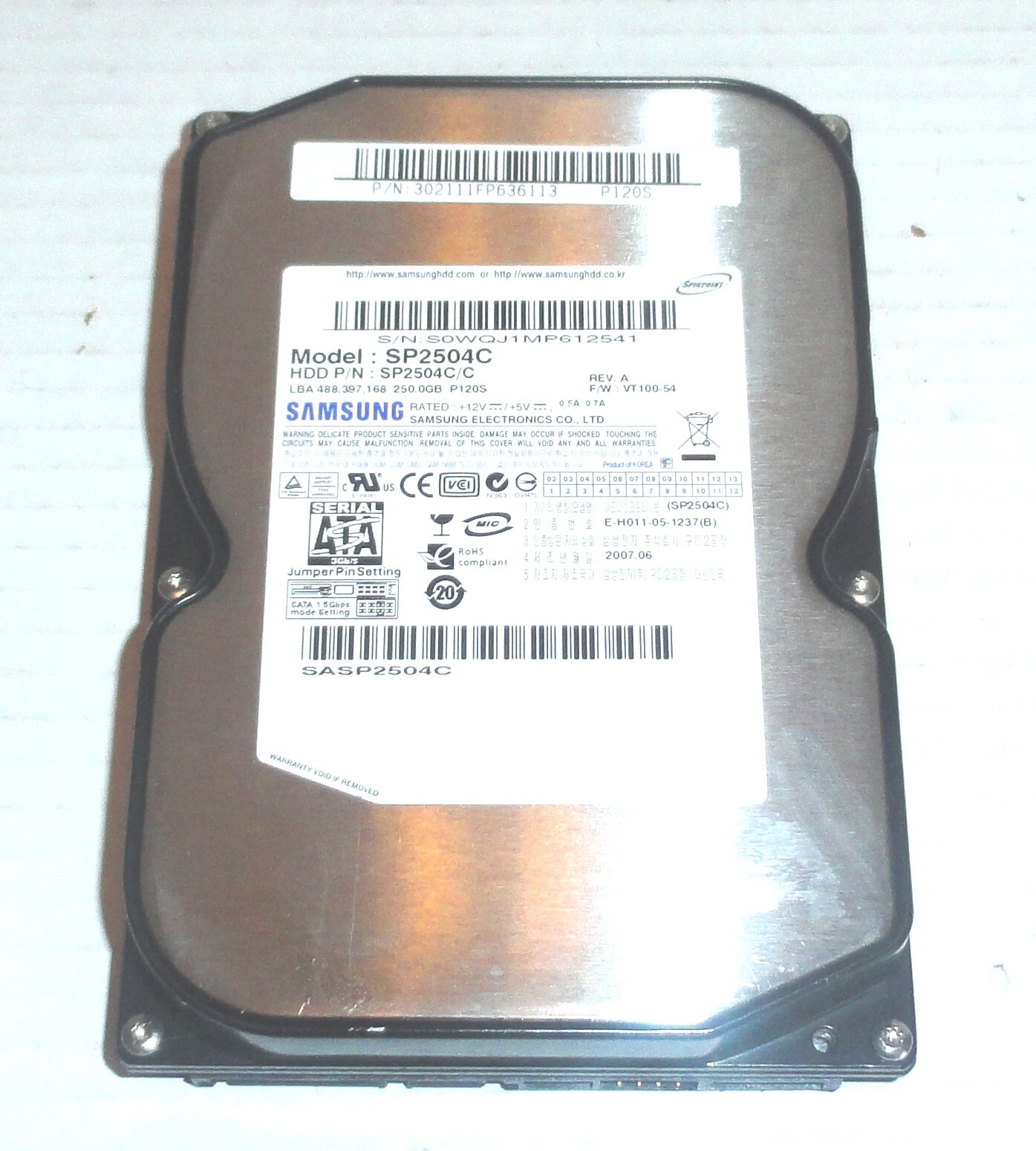 Samsung SP2504C 250GB Sata Hard Drive F/W: VT100-54  P120S  HDD P/N: SP2504C/C