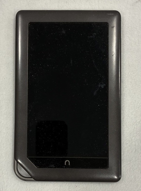 Barnes & Noble Nook Color 7" Tablet eReader BNRV200 – Works No Charger