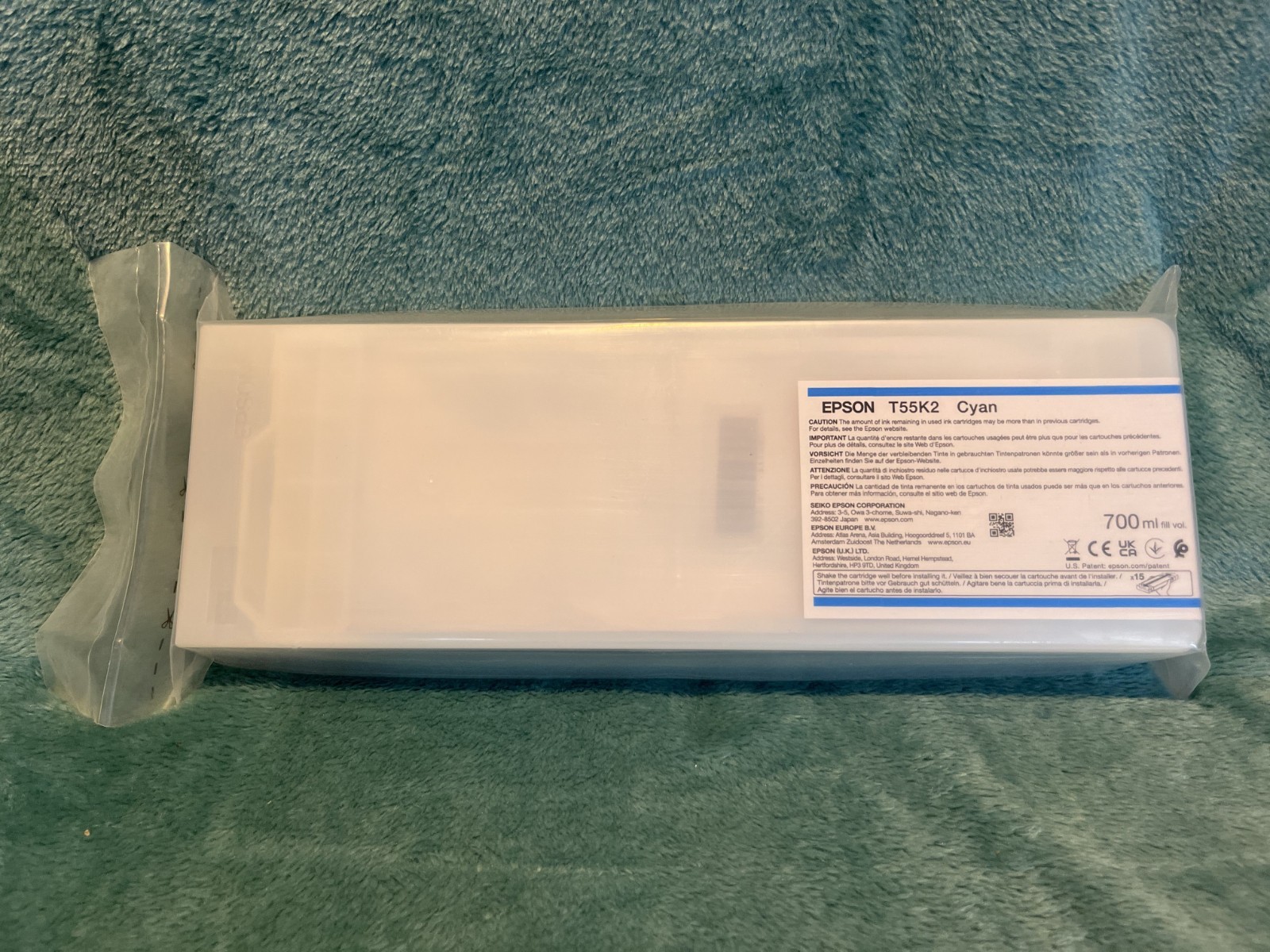 Genuine Epson Cyan Ink Cartridge T55K2 Date: October 2026