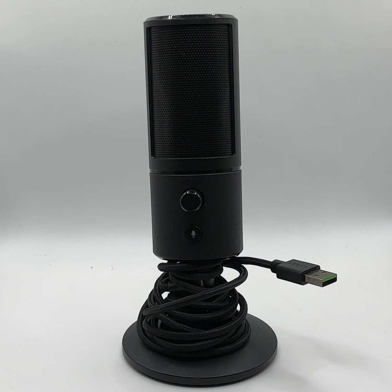 Razer Seiren X 20Hz - 20kHz Condenser Studio Microphone RZ19-0229