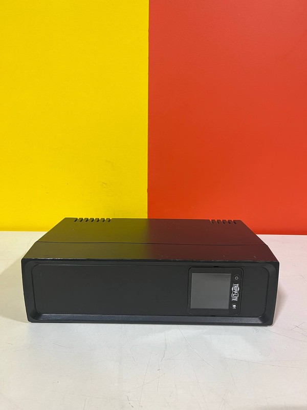 TRIPPLITE SMART1000LCD, Input 120V-60HZ, 12A, 1000VA, 500W, UPS Power Supply