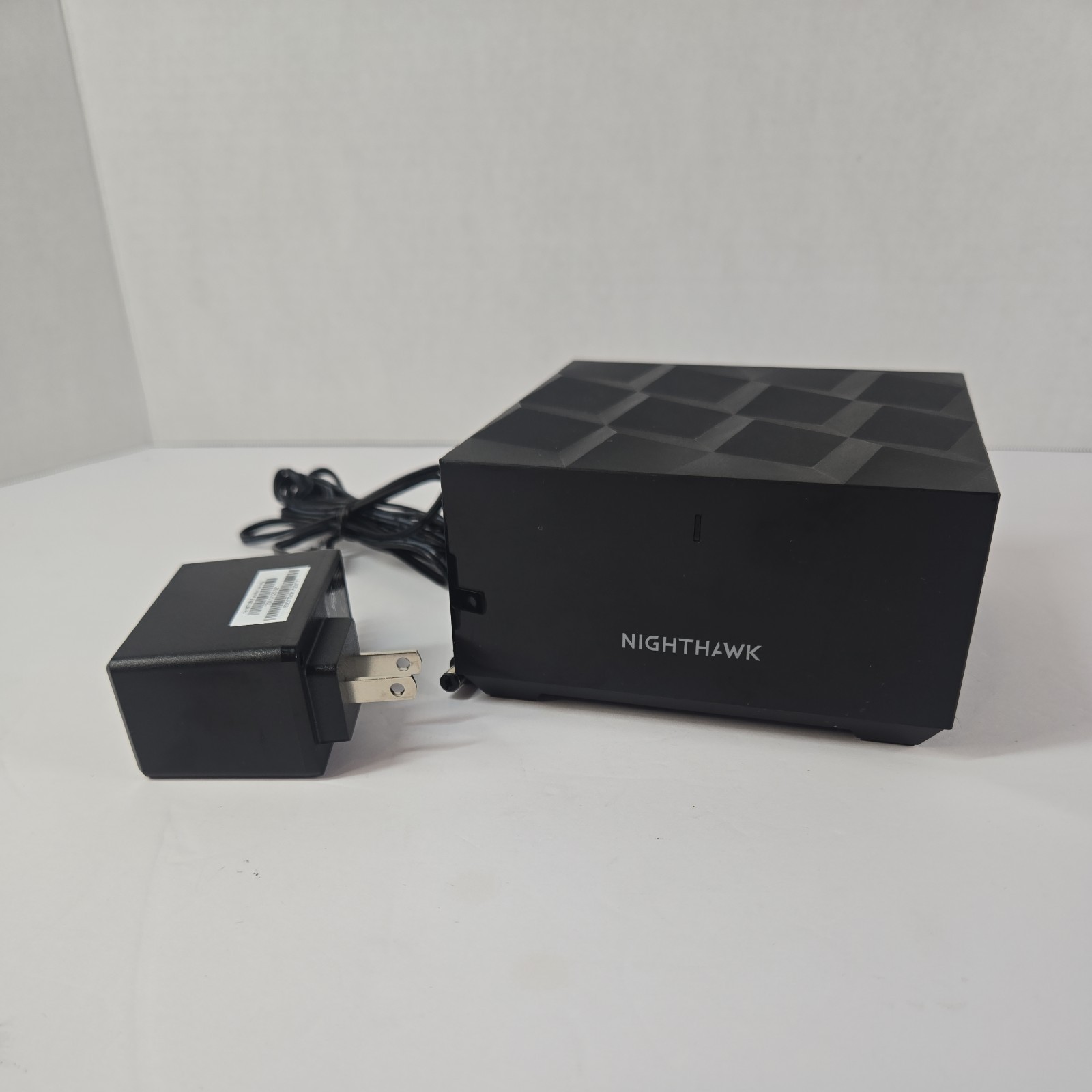 NETGEAR Nighthawk MS70 AX3000 Dual-Band Wi-Fi 6 Mesh Satellite