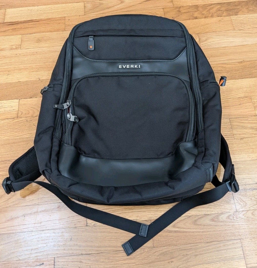 EVERKI Onyx Premium Business Backpack Business Executive Laptop Travel Bag Black