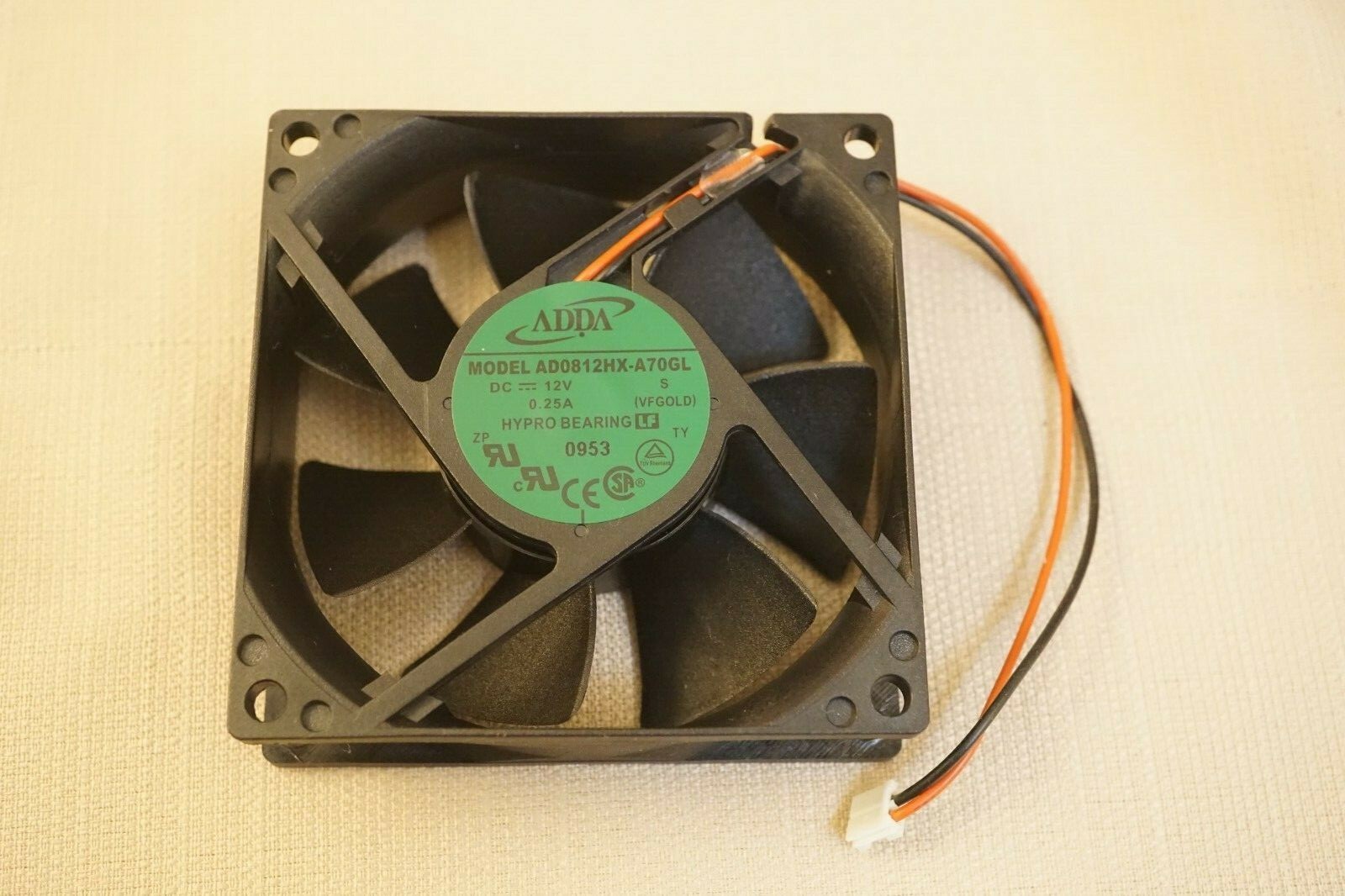Adda CPU CASE PC 80mm x 80 mm x 25mm FAN 12V DC w/2-pin connector AD0812HX-A70GL