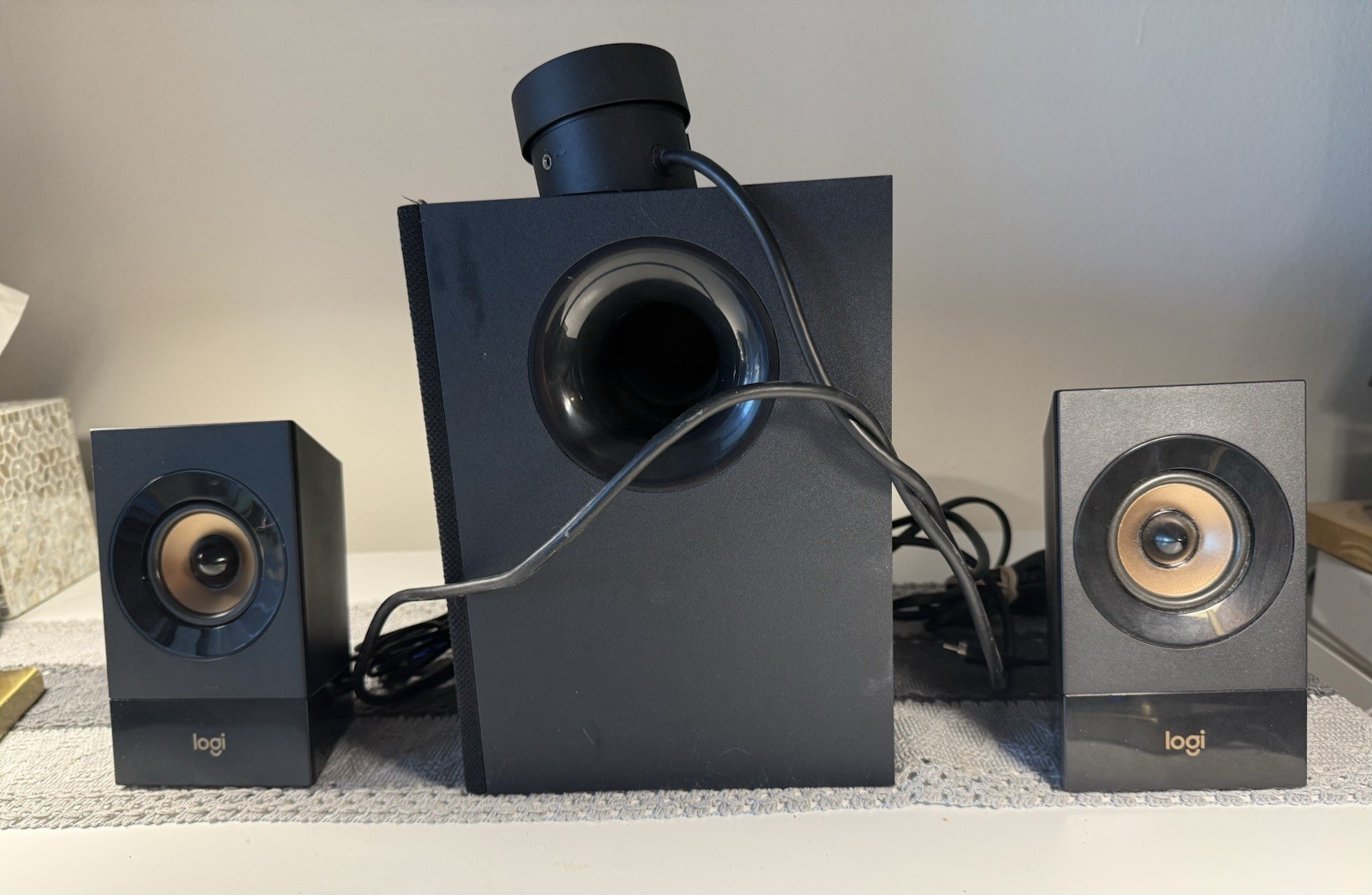 Logitech Z533 Multimedia Speaker System with Subwoofer - Black. Tested.