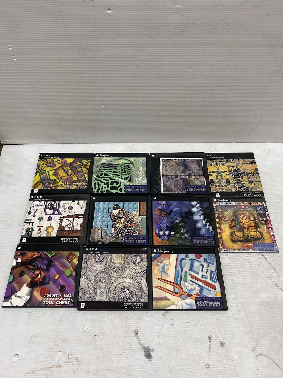 Lot Of 61 Macintosh Developer Disks, WWDC Presentations, Japanese Discs Lot#3