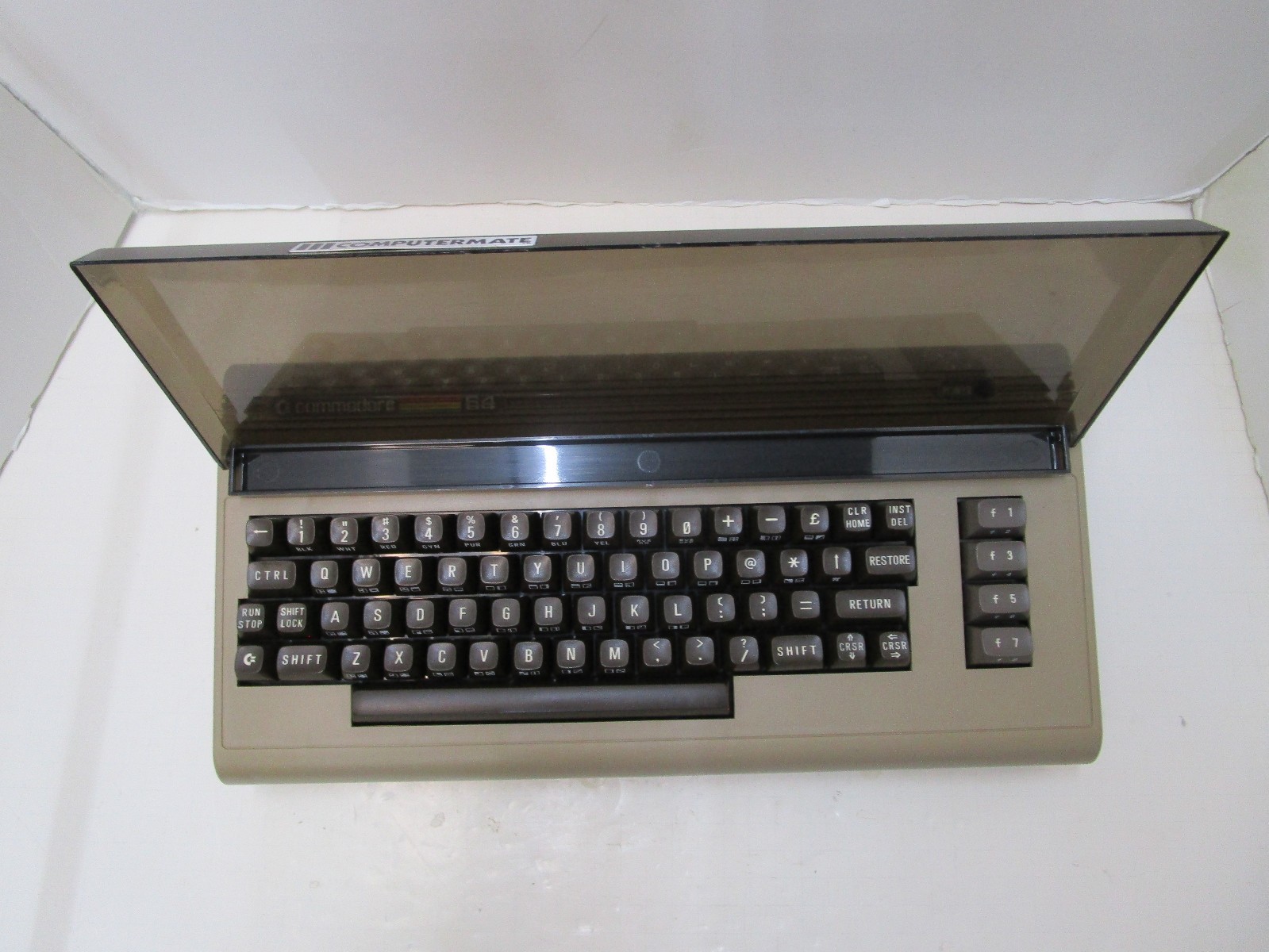 COMMODORE 64 COMPUTER 250407 HEATSINKS COVER C64 TESTED/WORKING LOT#X68 💻