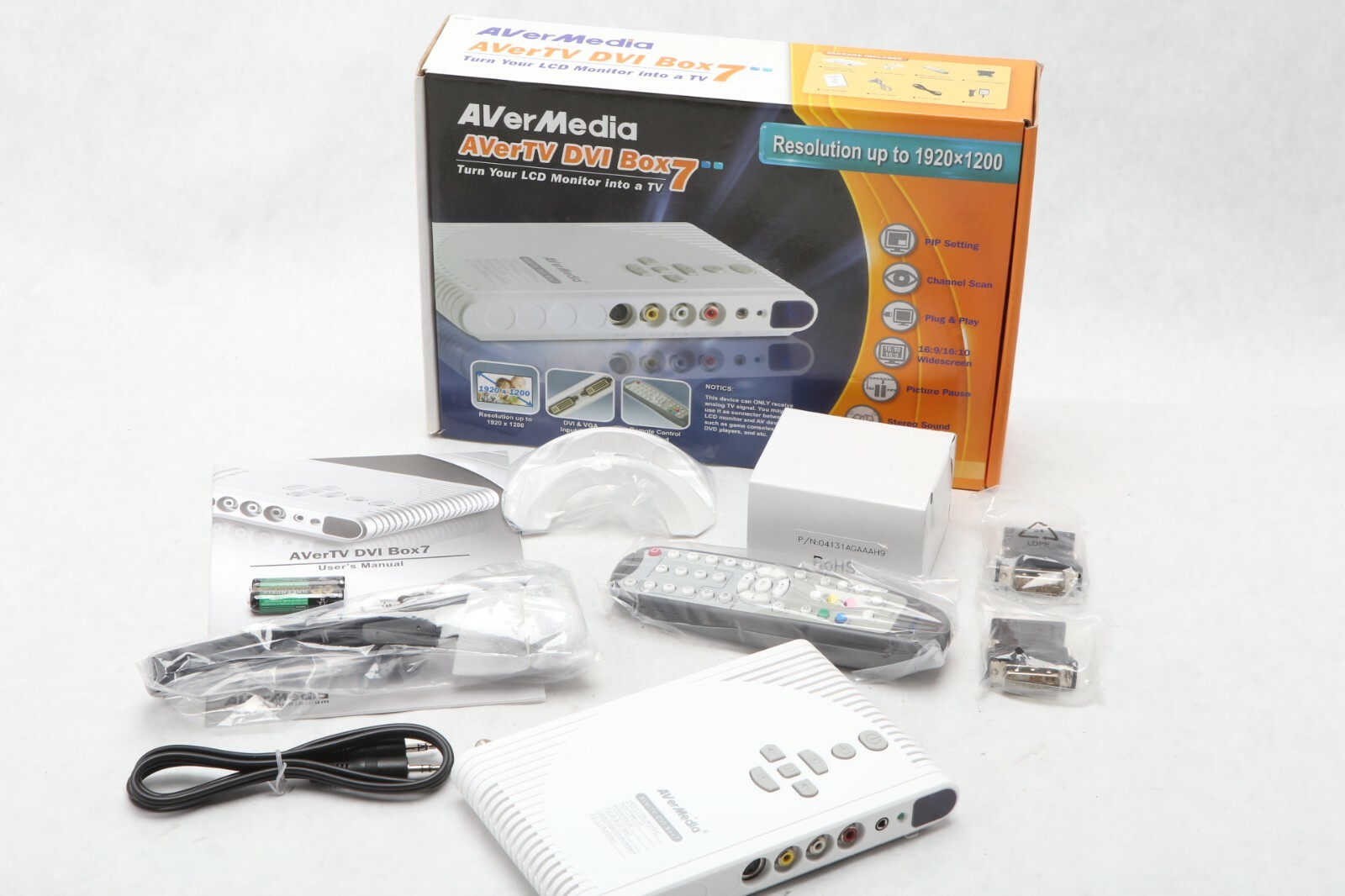 AVerMedia AverTV DVI Box 7 New with Remote D42