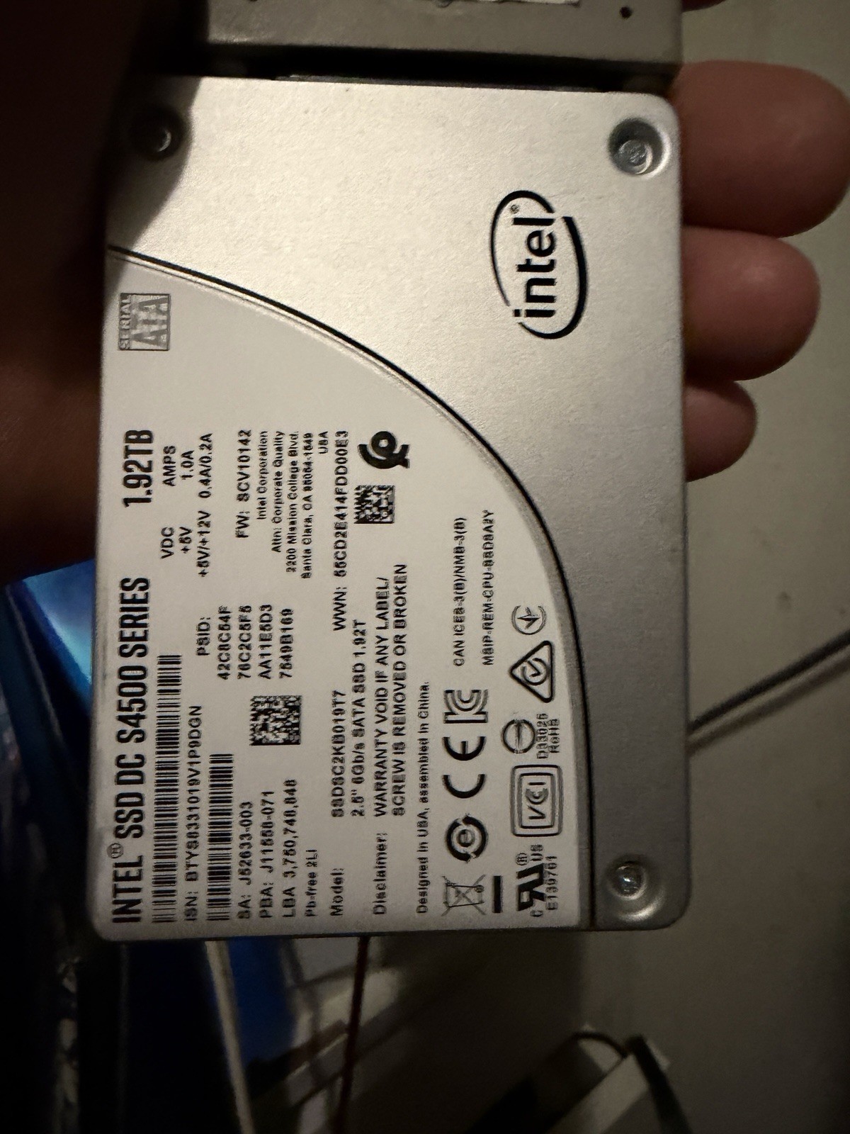 Intel SSDSC2KB019T7 1.9 TB 2.5" SATA SSD