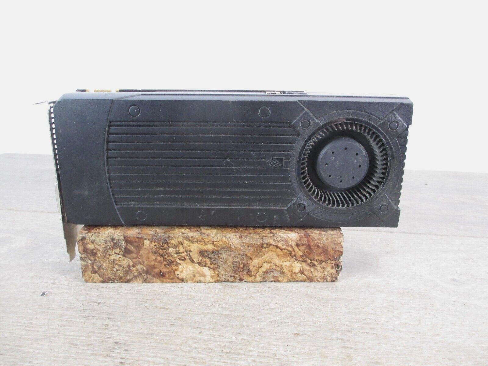 Dell OEM  Nvidia GTX 960 2 GB Graphic Card Tested