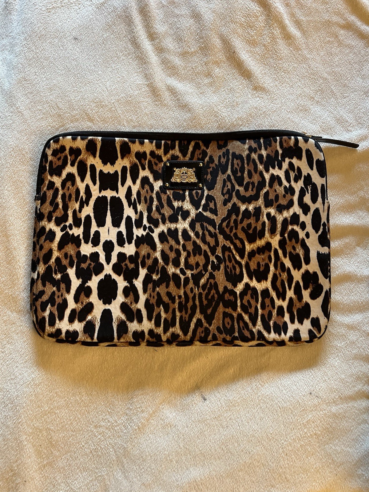 JUICY COUTURE TAN ANIMAL CHEETAH LEOPARD CAT PRINT ZIP LAPTOP CASE COLLEGE