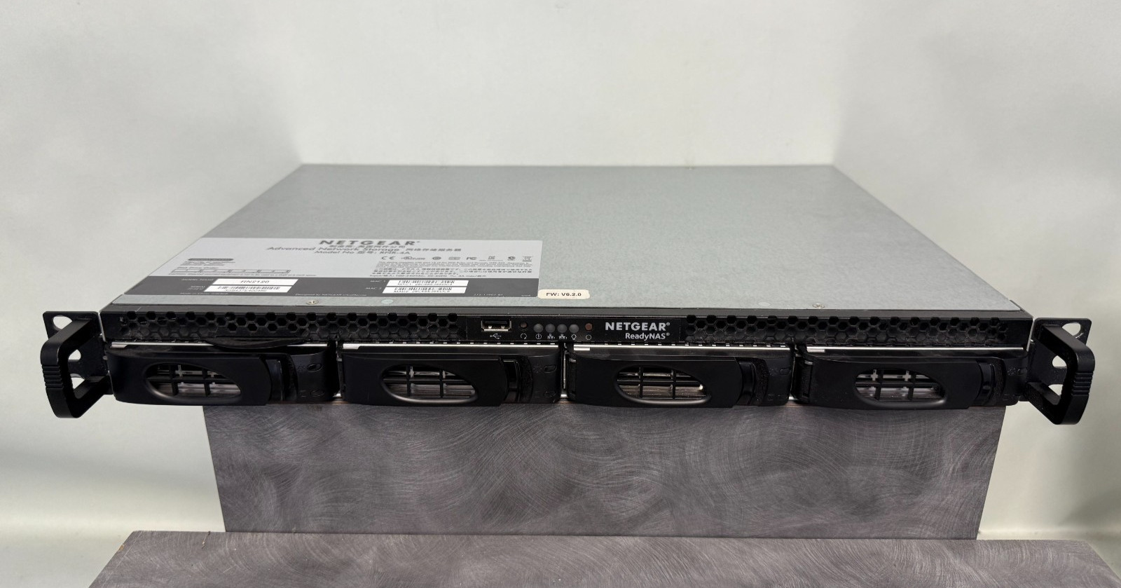 NETGEAR ReadyNAS RN2120 Network Attached Storage (NAS) RNR-4A w/ 4x 1TB HDD