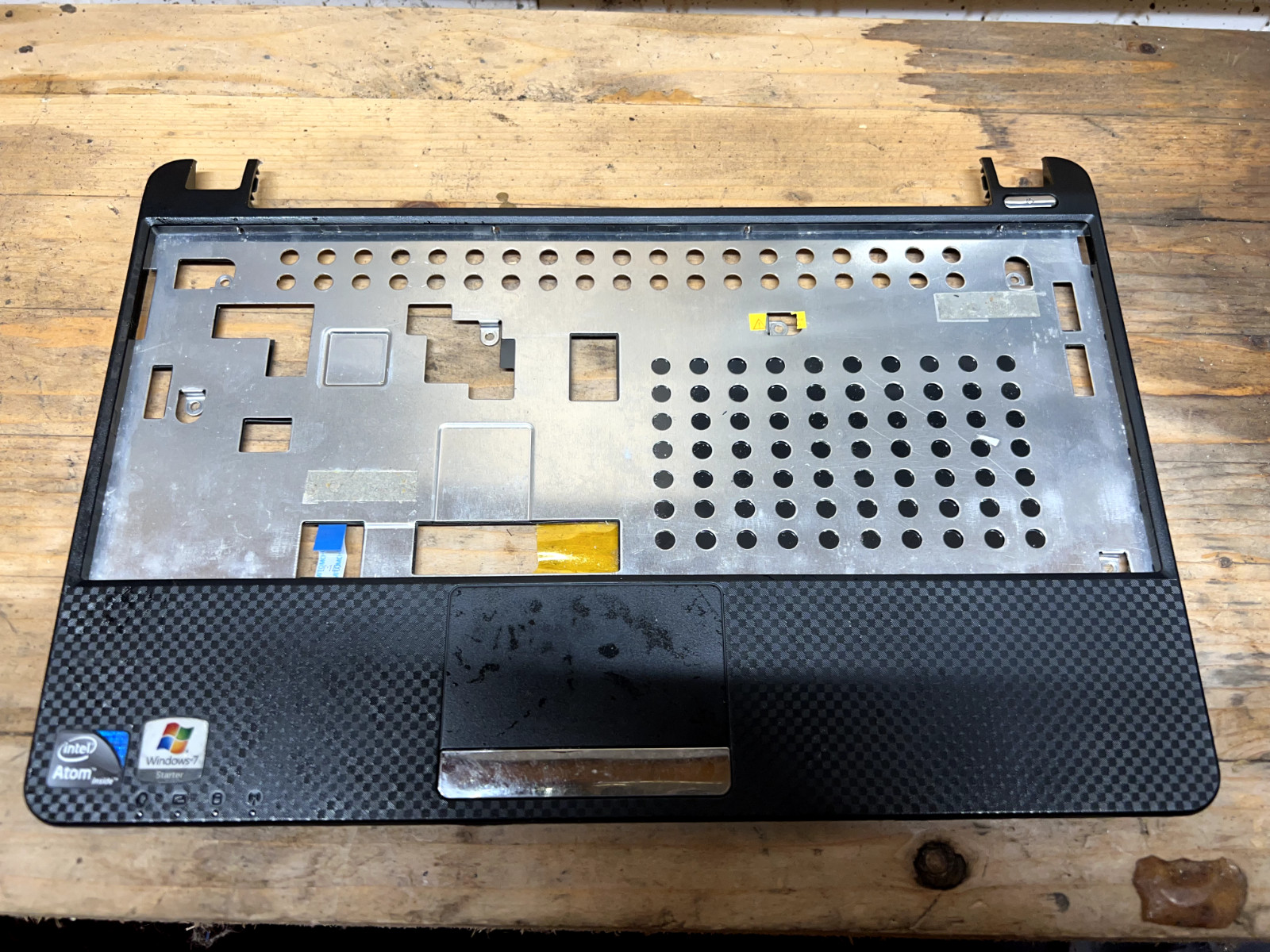 ASUS EEEPc 1001PX Touchpad and Bezel with Keyboard Mount Color Black Used