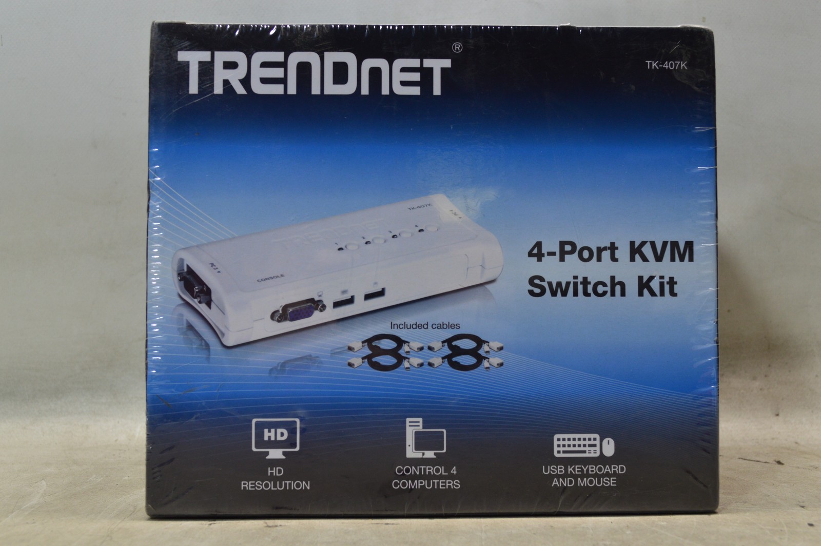 TRENDnet 4-Port KVM Switch Kit TK-407K