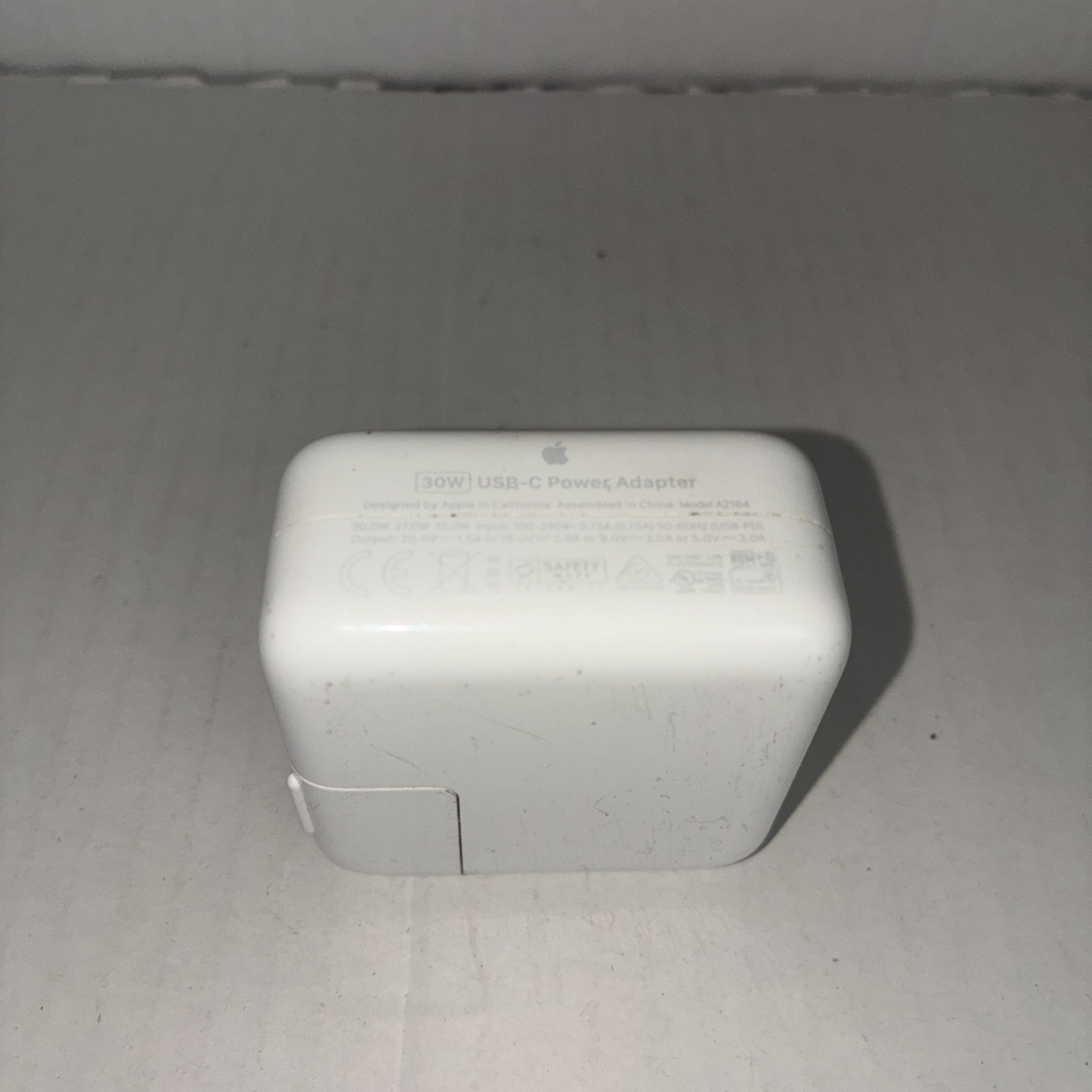 Authentic Original Apple A1540 30W USB-C Power Adapters Free S/H