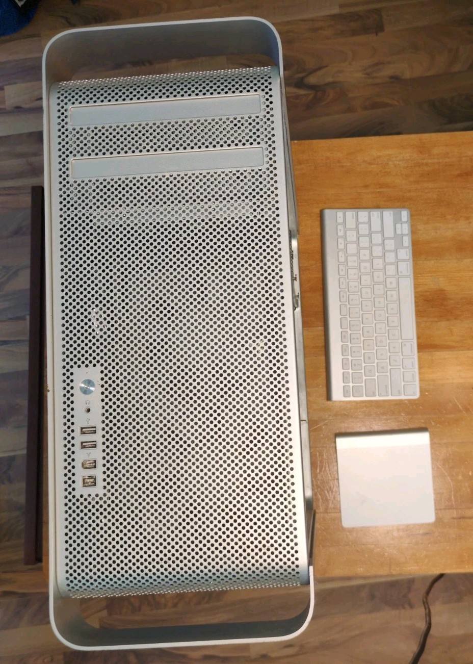 Apple Mac Pro 3,1 2x Quad Core Xeon 2.8GHz, 4GB RAM, 1TB HD, Nvidia 600, 10.7