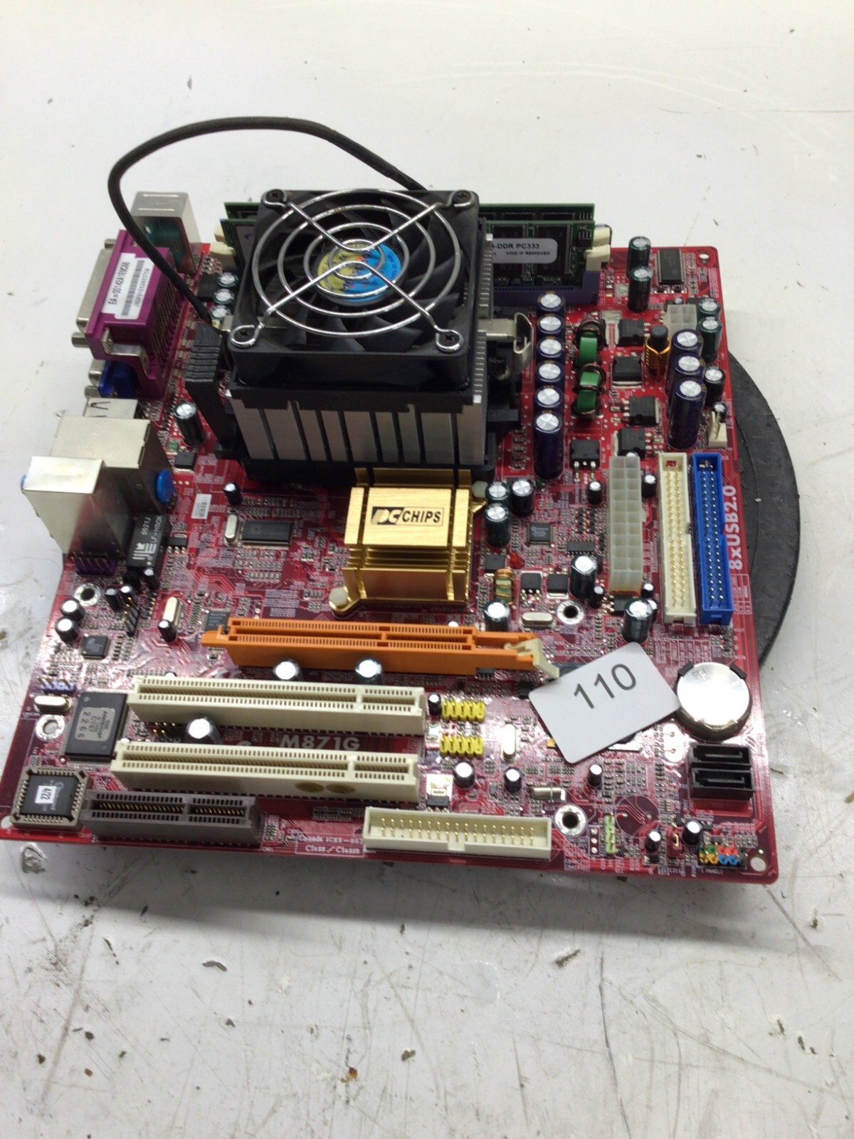 PCChips AGP8X AMD Sempron 3000+ 200MHz 768MB