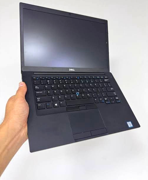 Dell Latitude 14" Intel Core i5 8GB RAM 256GB SSD FHD Black No OS